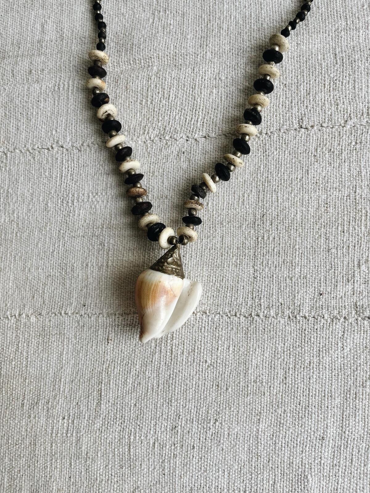Other Vintage Shell Beaded Necklace Size ONE SIZE - 8 Thumbnail