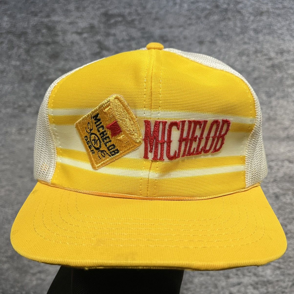 Vintage VINTAGE 80s MICHELOB ULTRA EMBROIDERED SNAPBACK TRUCKER HAT Size ONE SIZE - 2 Thumbnail
