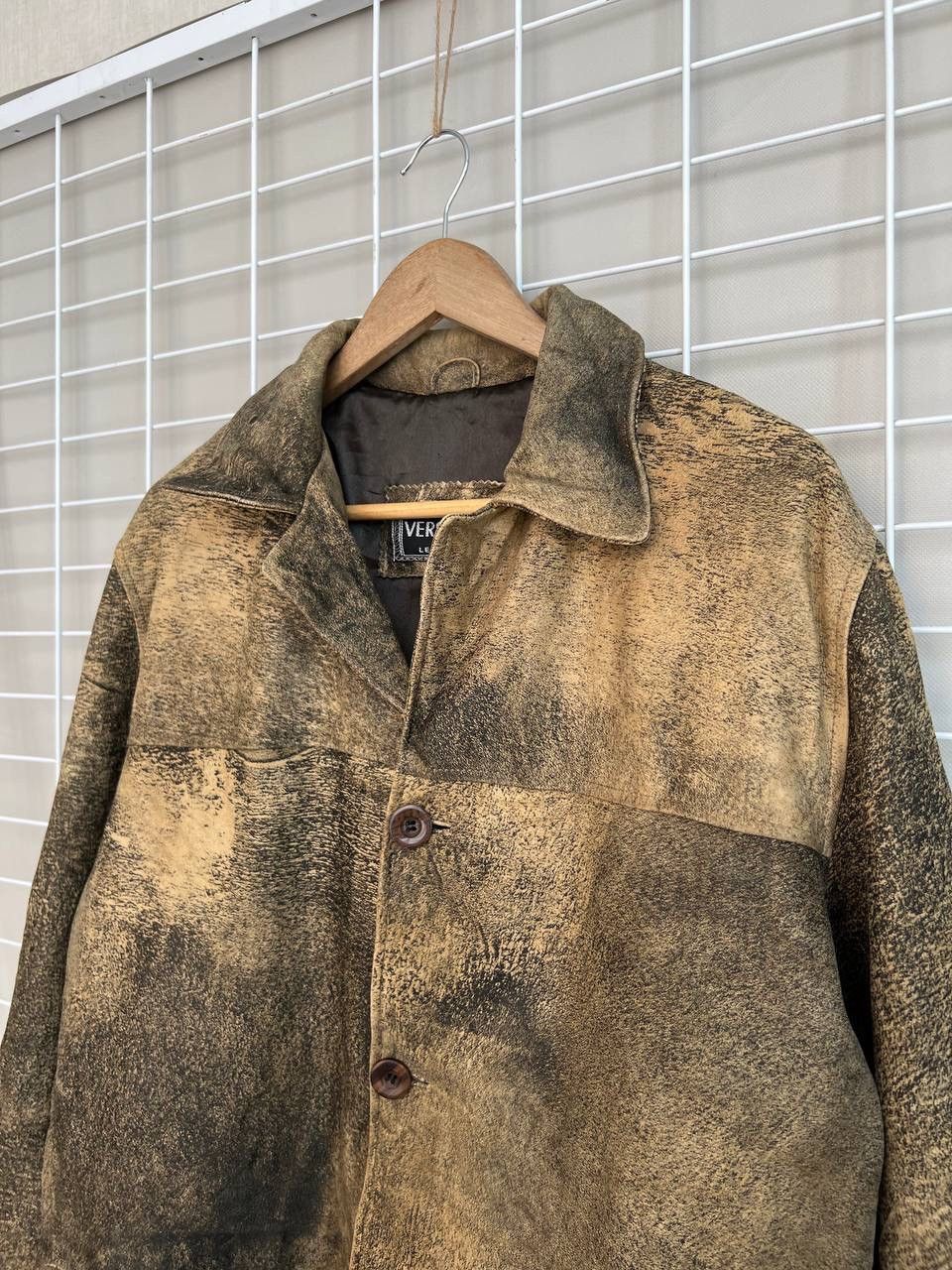 Versace Versace Leather Vintage Button Jacket Mens Size 52 or M/L Size US L / EU 52-54 / 3 - 4 Thumbnail