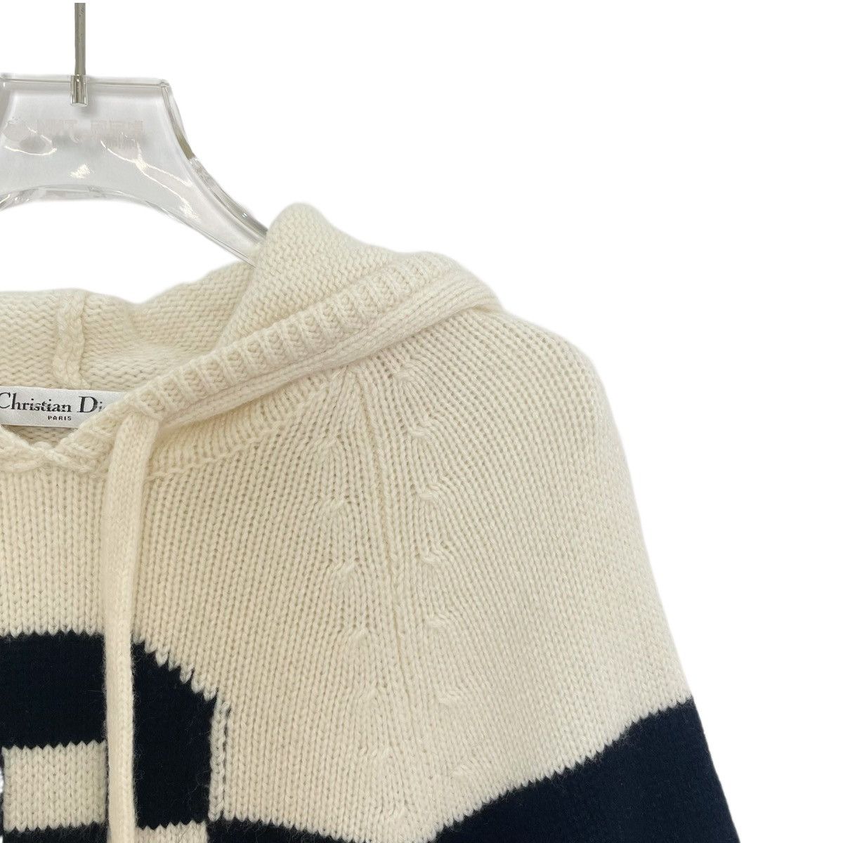 Dior Dior Hooded Three-quarter Sleeve Cashmere Knit Sweater K26WX Size XS / US 0-2 / IT 36-38 - 4 Thumbnail