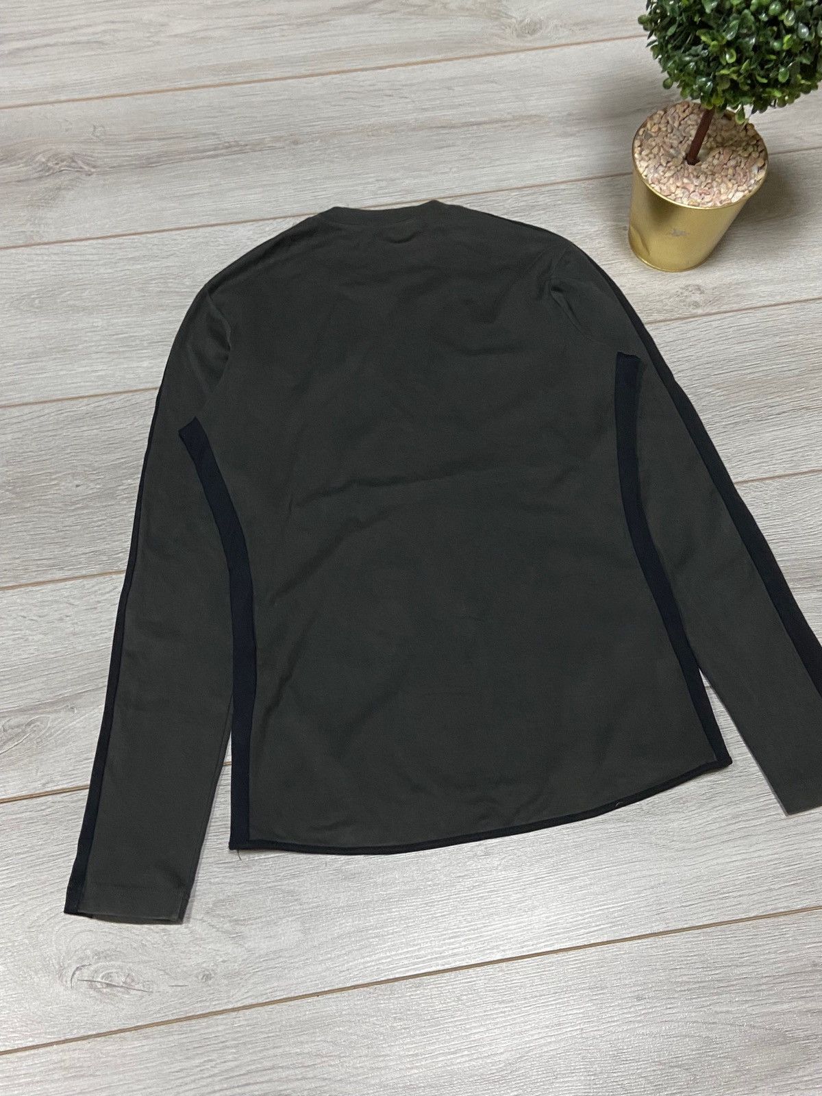 Prada Prada red tab vintage long sleeve Size US M / EU 48-50 / 2 - 9 Thumbnail