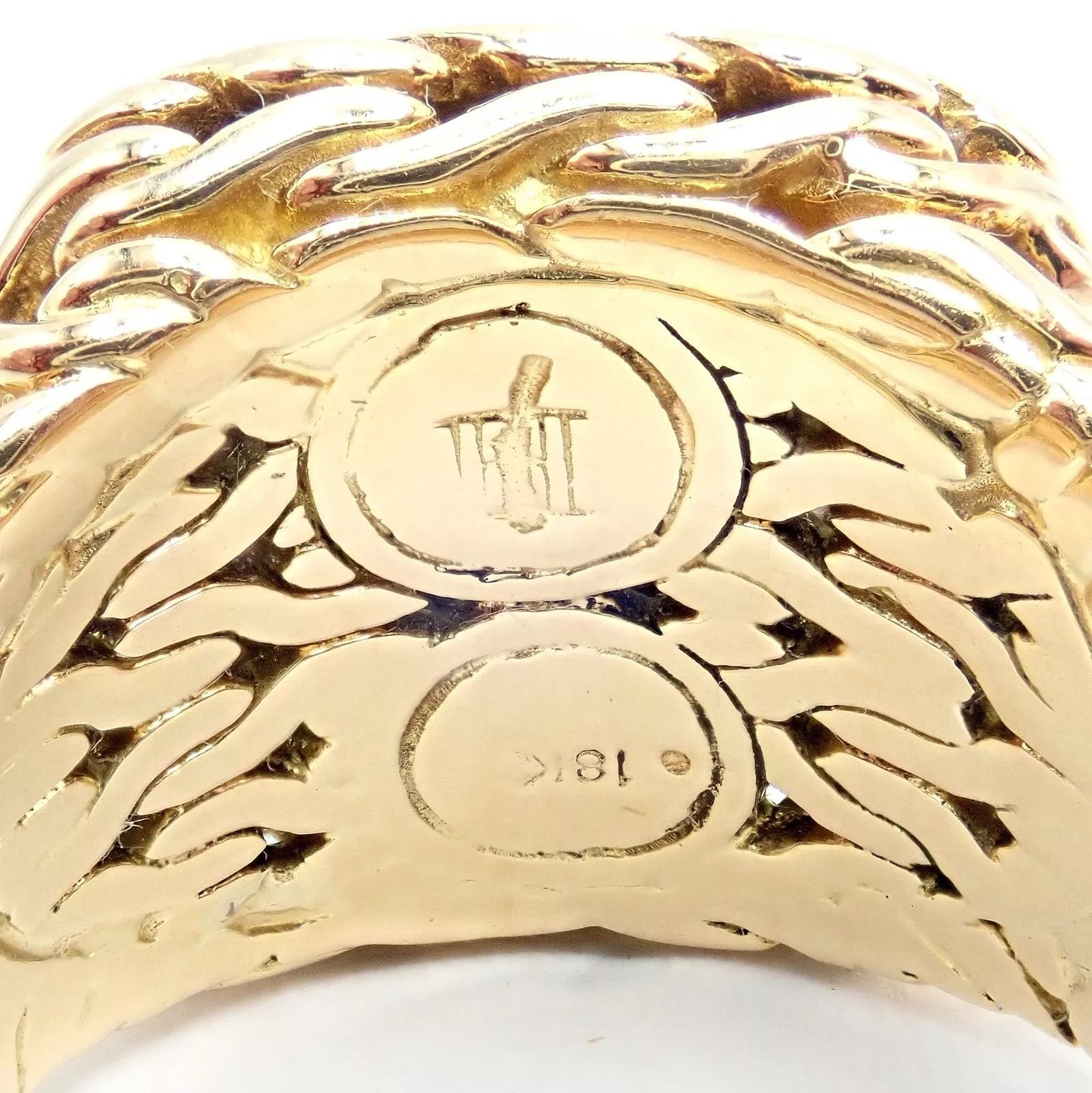The Unbranded Brand John Hardy 18k Yellow Gold Diamond Signet Signature Ring Size ONE SIZE - 3 Thumbnail