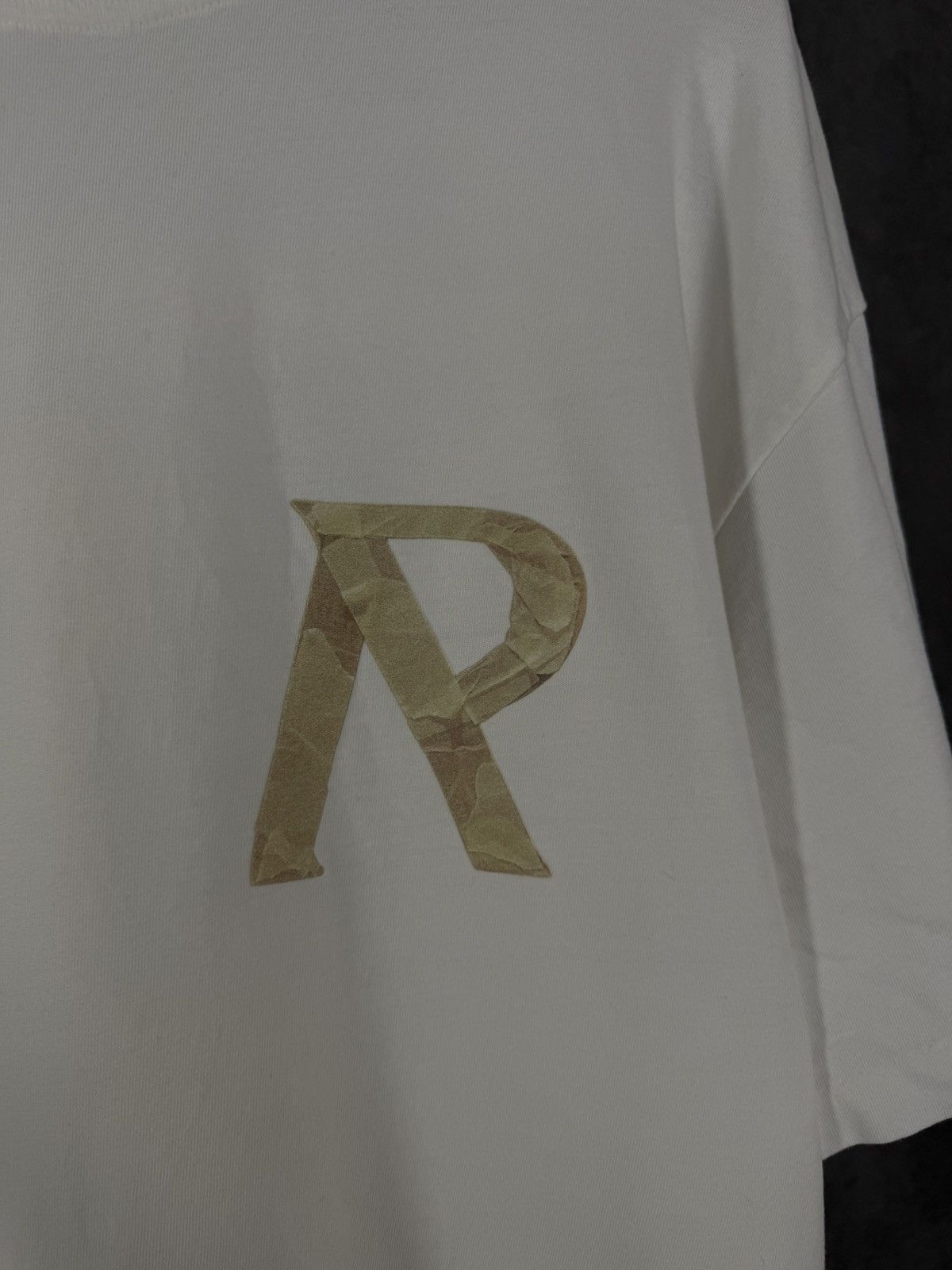 Represent Clo. Represent designer overprinted big logo tee Size US L / EU 52-54 / 3 - 4 Thumbnail