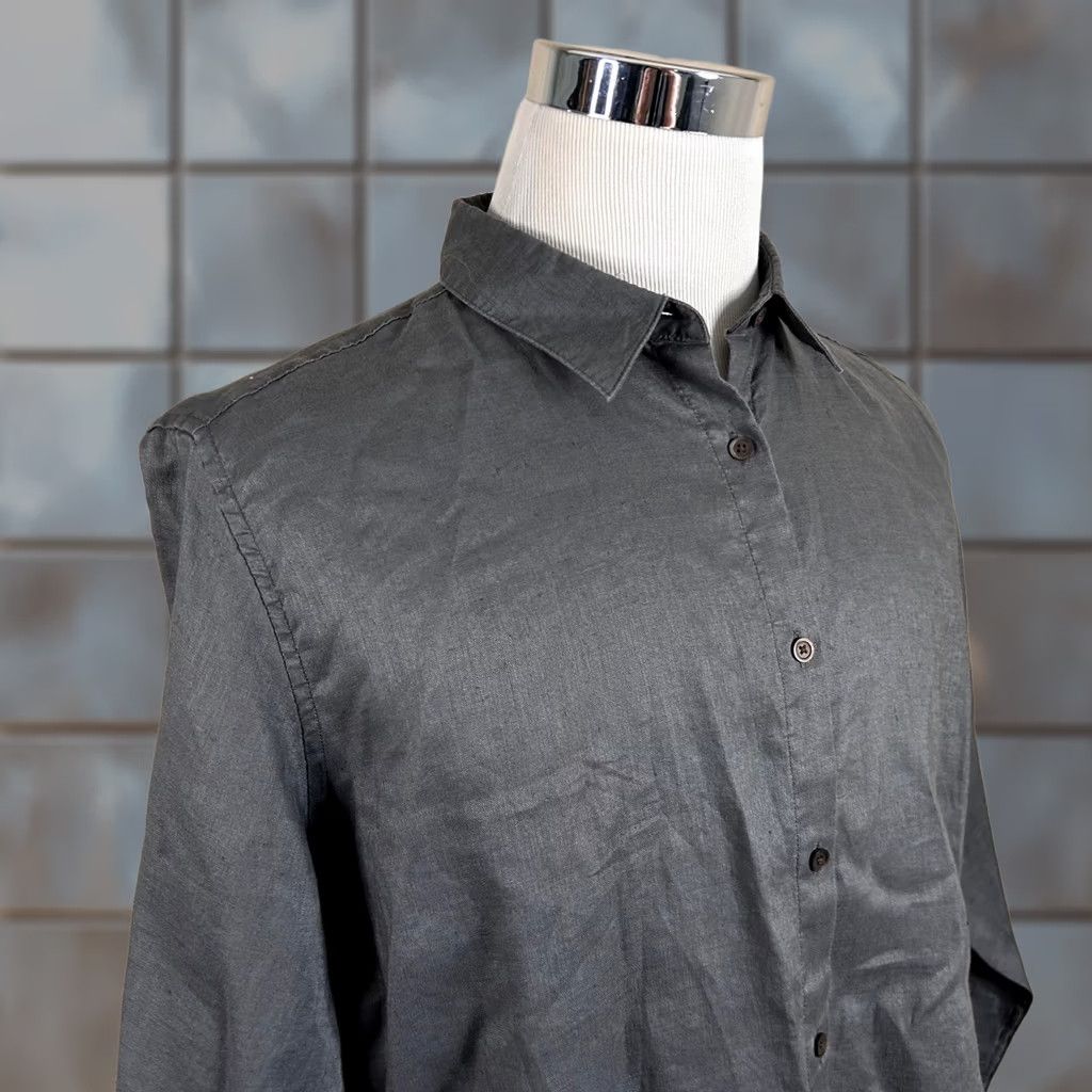 Uniqlo Uniqlo XXL Button Down Shirt Gray Solid 100% Linen Womens Size XXL / US 16-18 / IT 52-54 - 1 Thumbnail