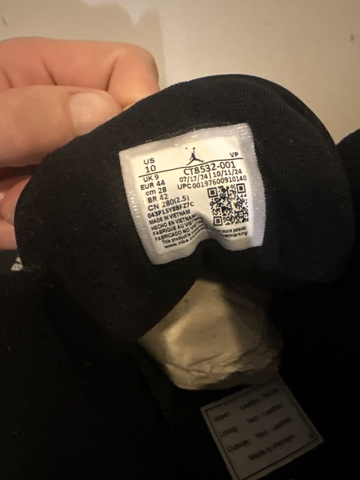 Jordan Brand J3 black cat Size US 10 / EU 43 - 7 Thumbnail