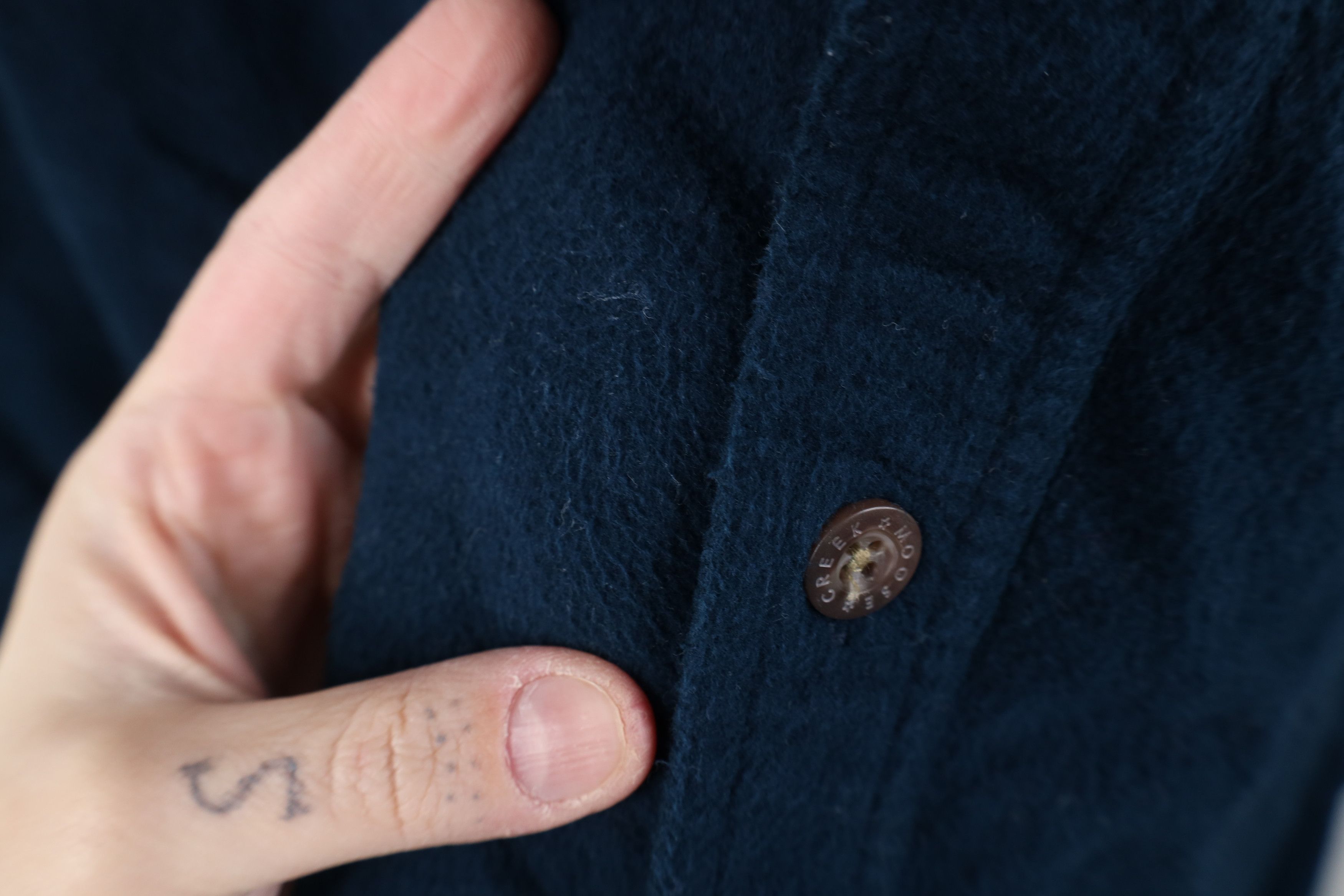 Vintage Vintage 90s Streetwear Cloth Button Shirt Blue Cotton Size US XL / EU 56 / 4 - 5 Thumbnail