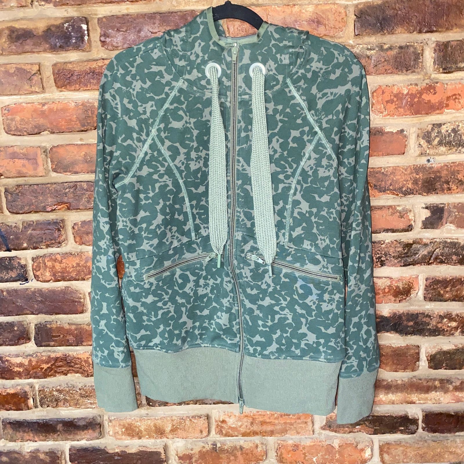 Other CAbi Green Stretch Full Zip-Up Hoodie Marathon Jacket Medium Size M / US 6-8 / IT 42-44 - 2 Thumbnail