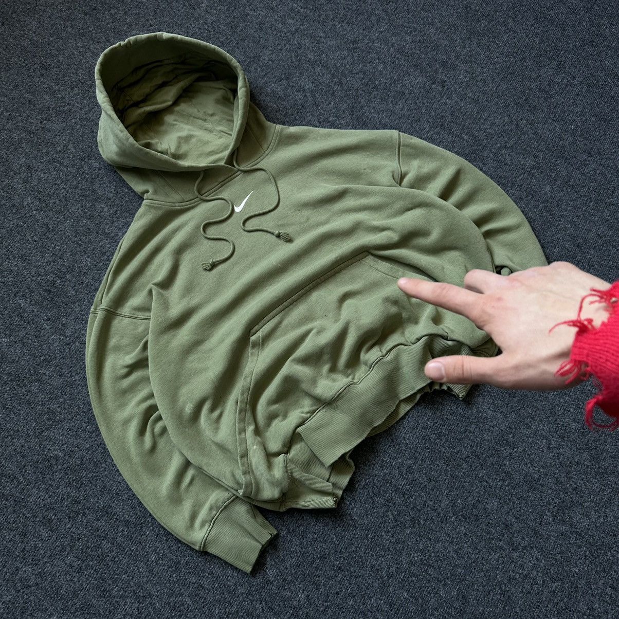 Y/Project VTG Nike Hoodie Centre Logo Size L Trashed Olive 00s USA Hyp Size US L / EU 52-54 / 3 - 2 Thumbnail