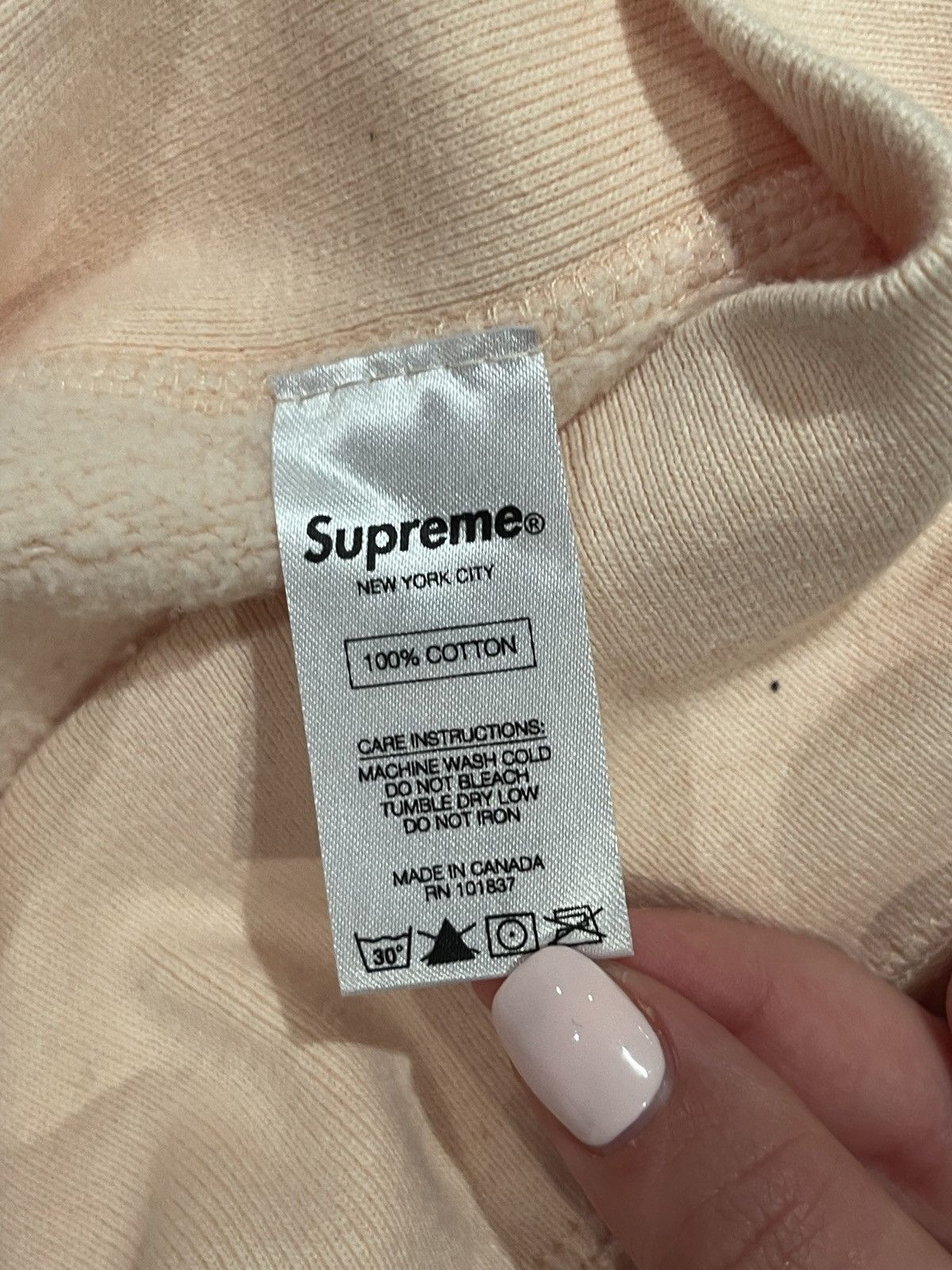 Supreme FW16 Supreme Peach Box Logo Size US M / EU 48-50 / 2 - 3 Thumbnail