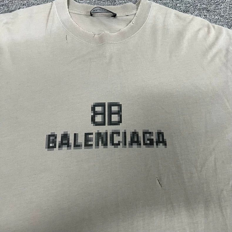 Balenciaga Balenciaga Mosaic Double B Printed Short Sleeve 2502-Nextar Size US XXS / EU 40 - 4 Thumbnail