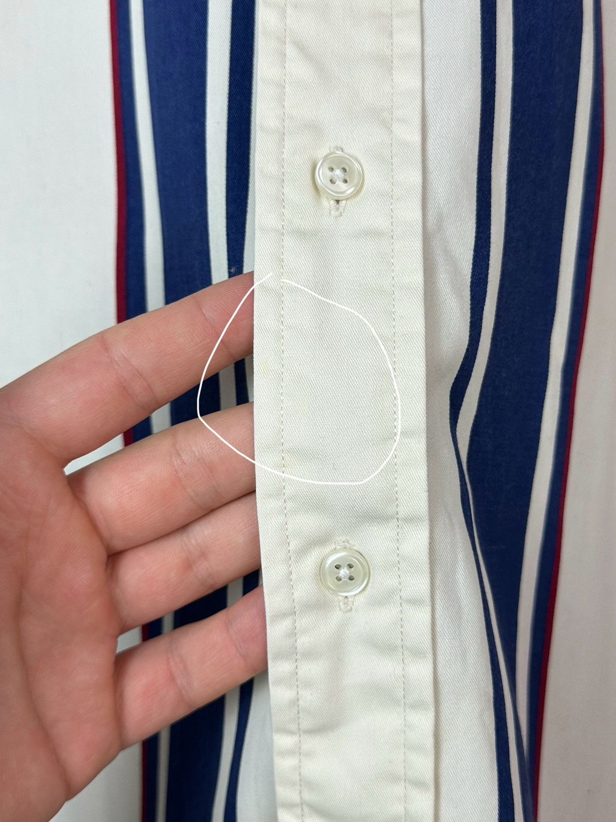 Tommy Hilfiger Vintage Tommy Hilfiger Stripped Logo Short Sleeve Shirt Size US XL / EU 56 / 4 - 7 Thumbnail