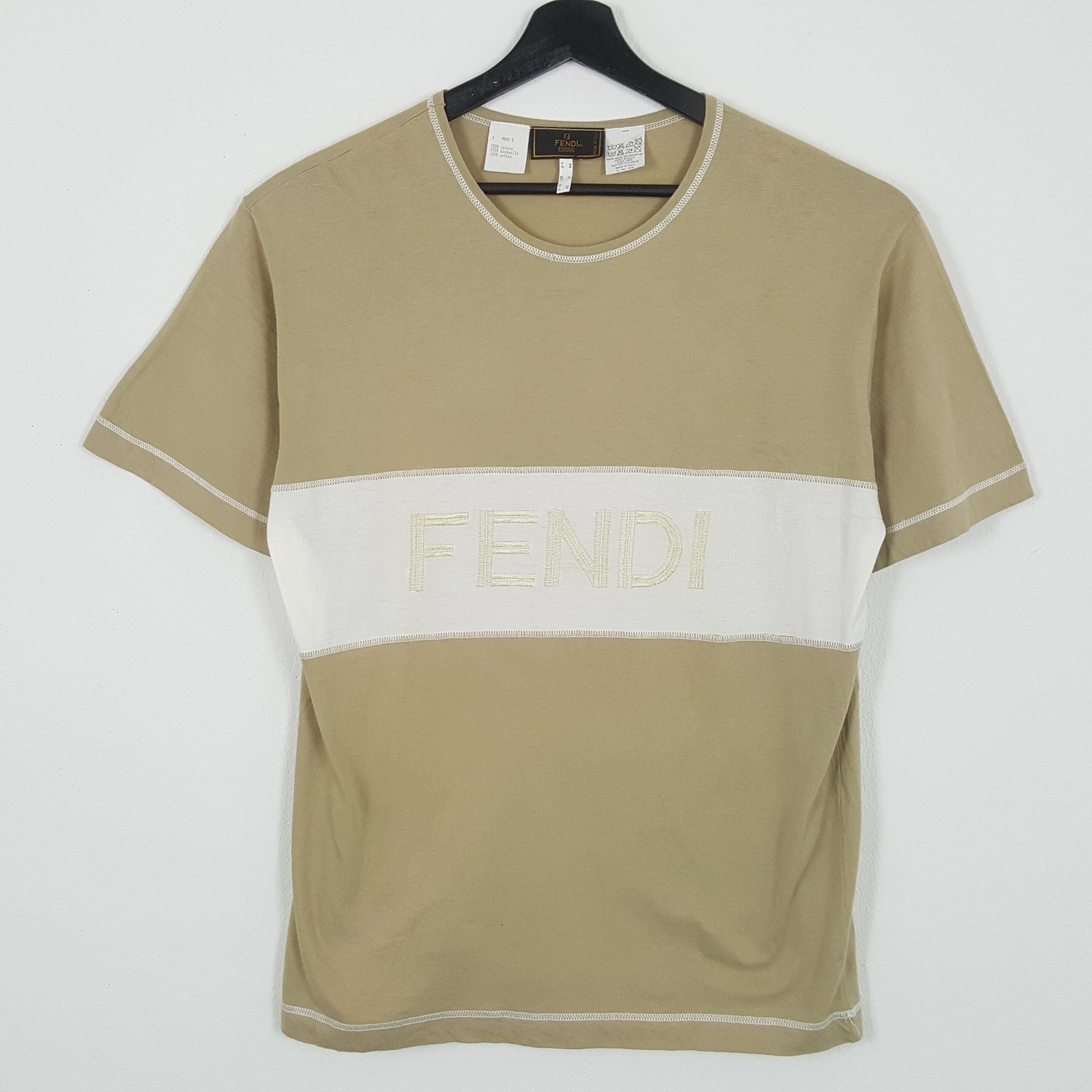 FENDI Luxury Brand Center Spell Out Design Tshirt