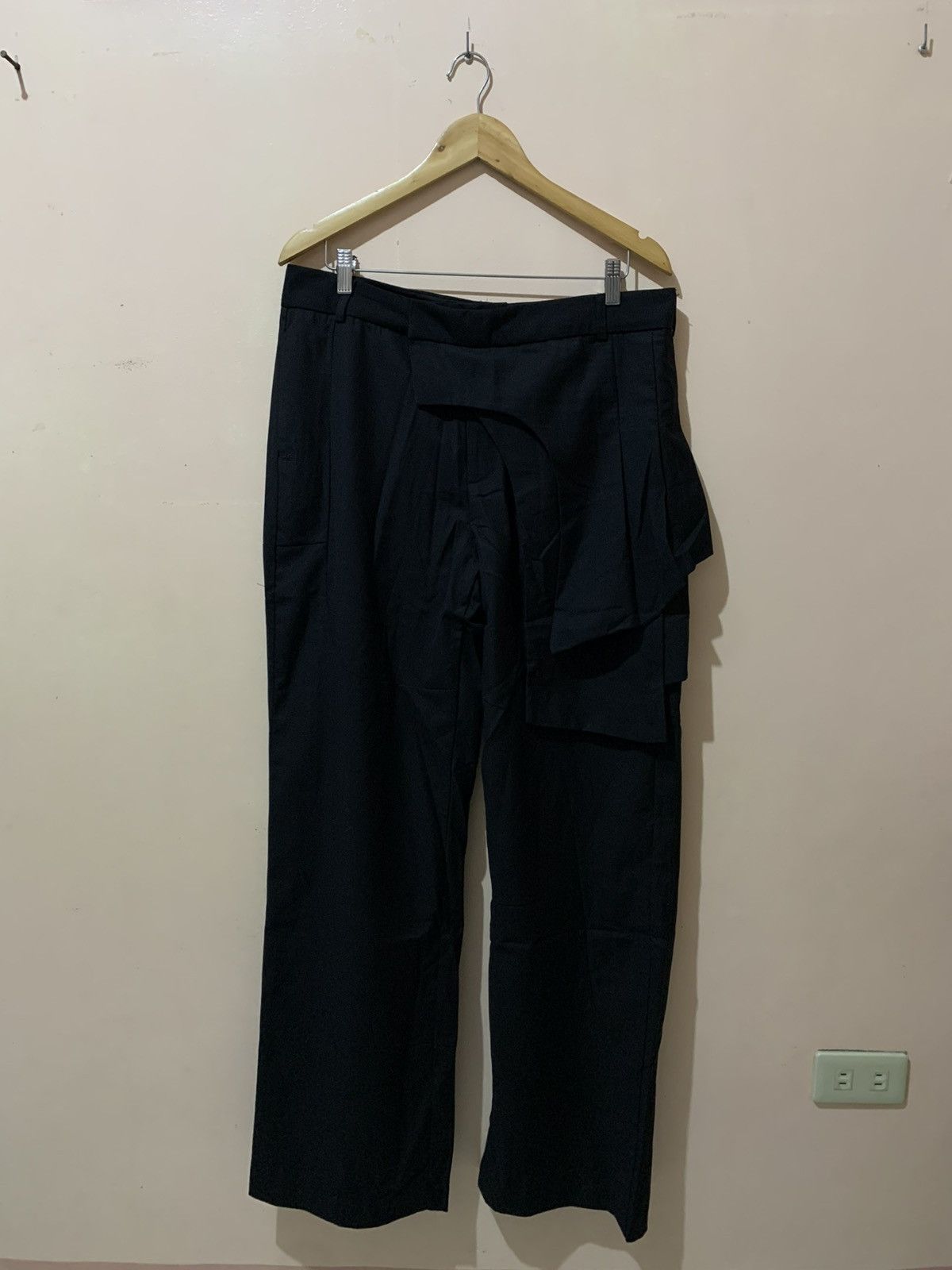 Heliot Emil Heliot Emil - F/W’21 - Layered - Panel - Draped - Trousers Size US 34 / EU 50 - 4 Thumbnail