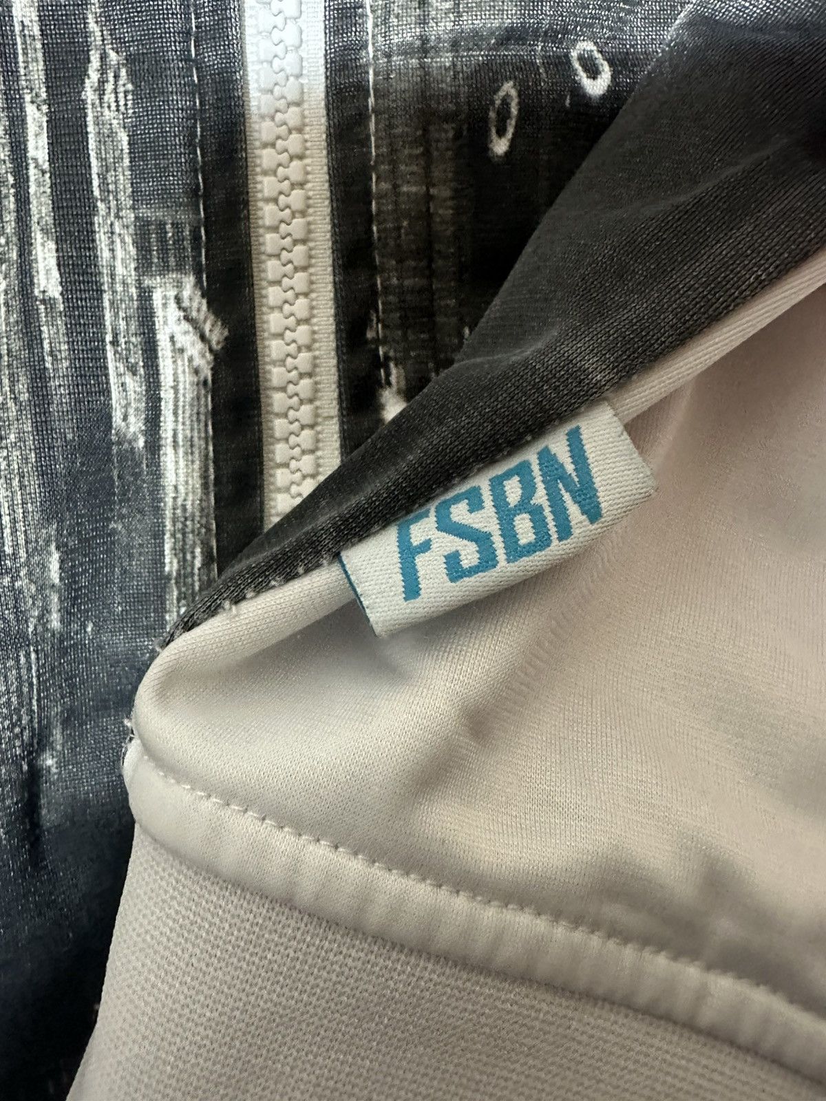 Other Vintage limited edition fishbone zip up Size US S / EU 44-46 / 1 - 2 Thumbnail