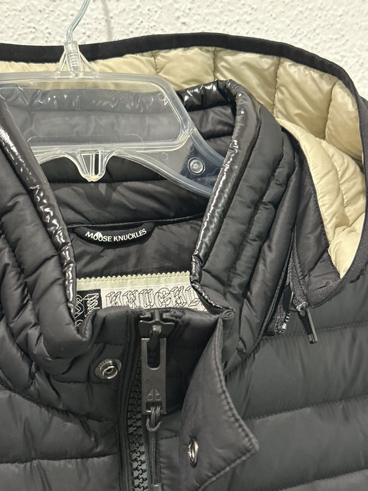 Moose Knuckles Moose Knuckles Puffer Vest Lightweight Down Zip-Off Hood XL Size US XL / EU 56 / 4 - 4 Thumbnail