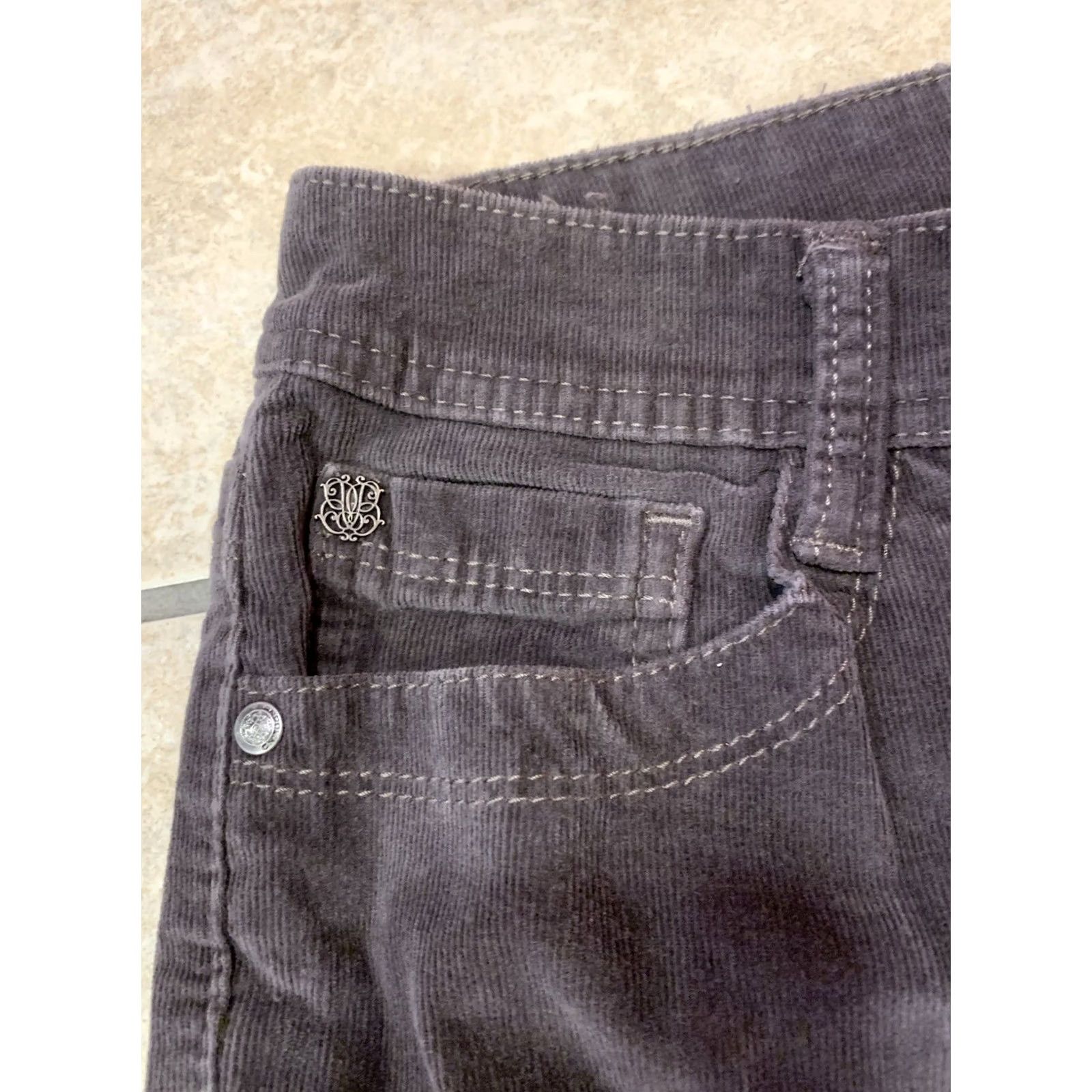 Vintage Bandolino Women's Pants Corduroy Slimming Stretch Gray 8 Regular 29x30 Lucie Skiny Jeans Belts Logo Zipper Front Flat Size 30" / US 8 / IT 44 - 5 Thumbnail
