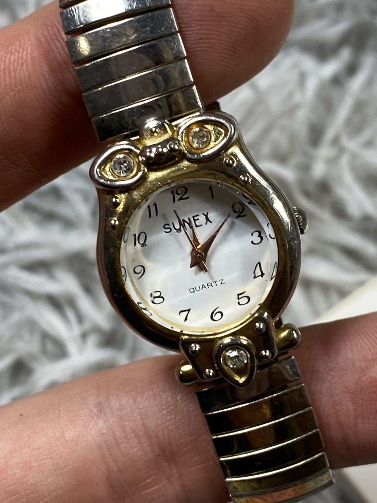 Vintage Sunex Elegant Gold-Tone Ladies Watch - Japanese Brand Size ONE SIZE - 7 Thumbnail