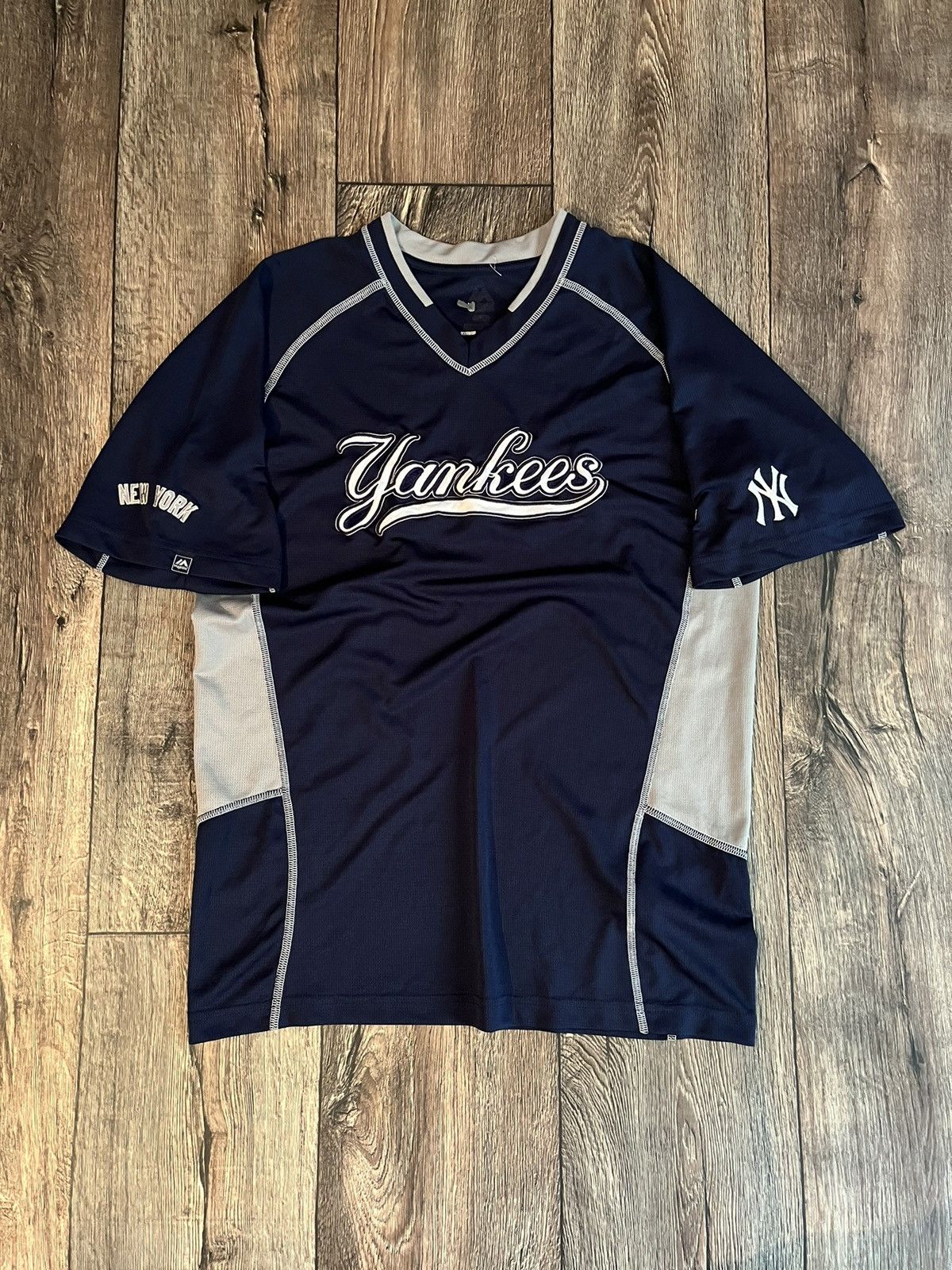 Majestic Vintage New York Yankees Majestic Big Logo T-shirt Jersey Size US L / EU 52-54 / 3 - 1 Thumbnail