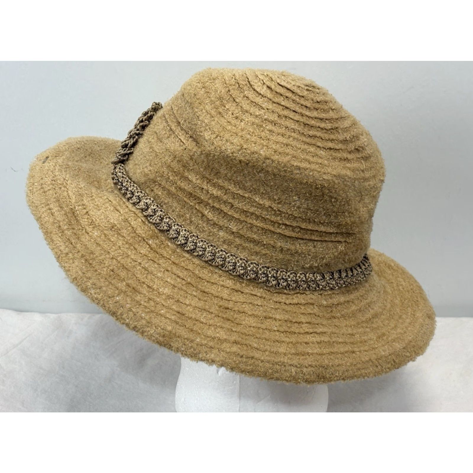 Vintage VINTAGE Chenille Wide Brim Hat Crochet Flower Detail Tan 90s Womens Size ONE SIZE - 3 Thumbnail