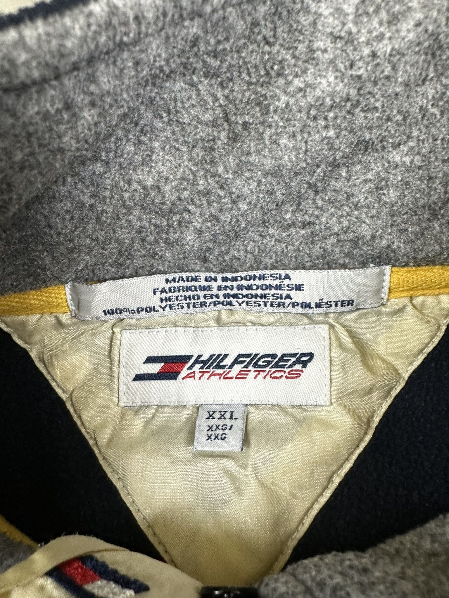 Tommy Hilfiger × Vintage 00s Vintage Y2k Tommy Hilfiger Sherpa Boxy Quaterzip Fleece Size US XXL / EU 58 / 5 - 16 Thumbnail