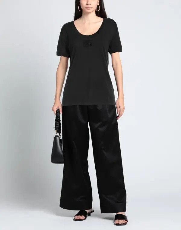 Dolce & Gabbana o1y0925 Crewneck Short Sleeves T-Shirt in Black Size S / US 4 / IT 40 - 2 Thumbnail