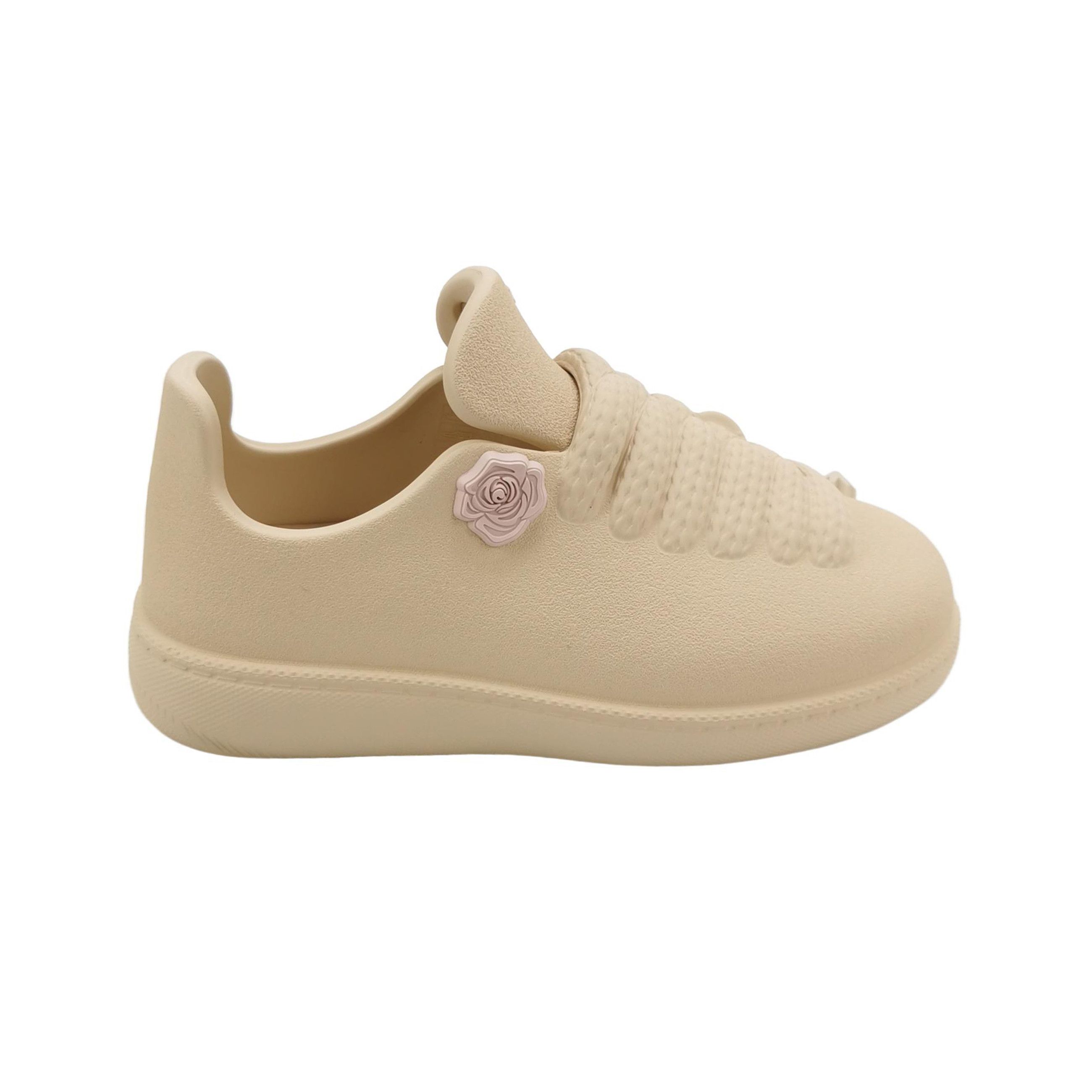 Burberry Burberry Women 5 Lowtop Sneakers Size US 5 / IT 35 - 1 Thumbnail