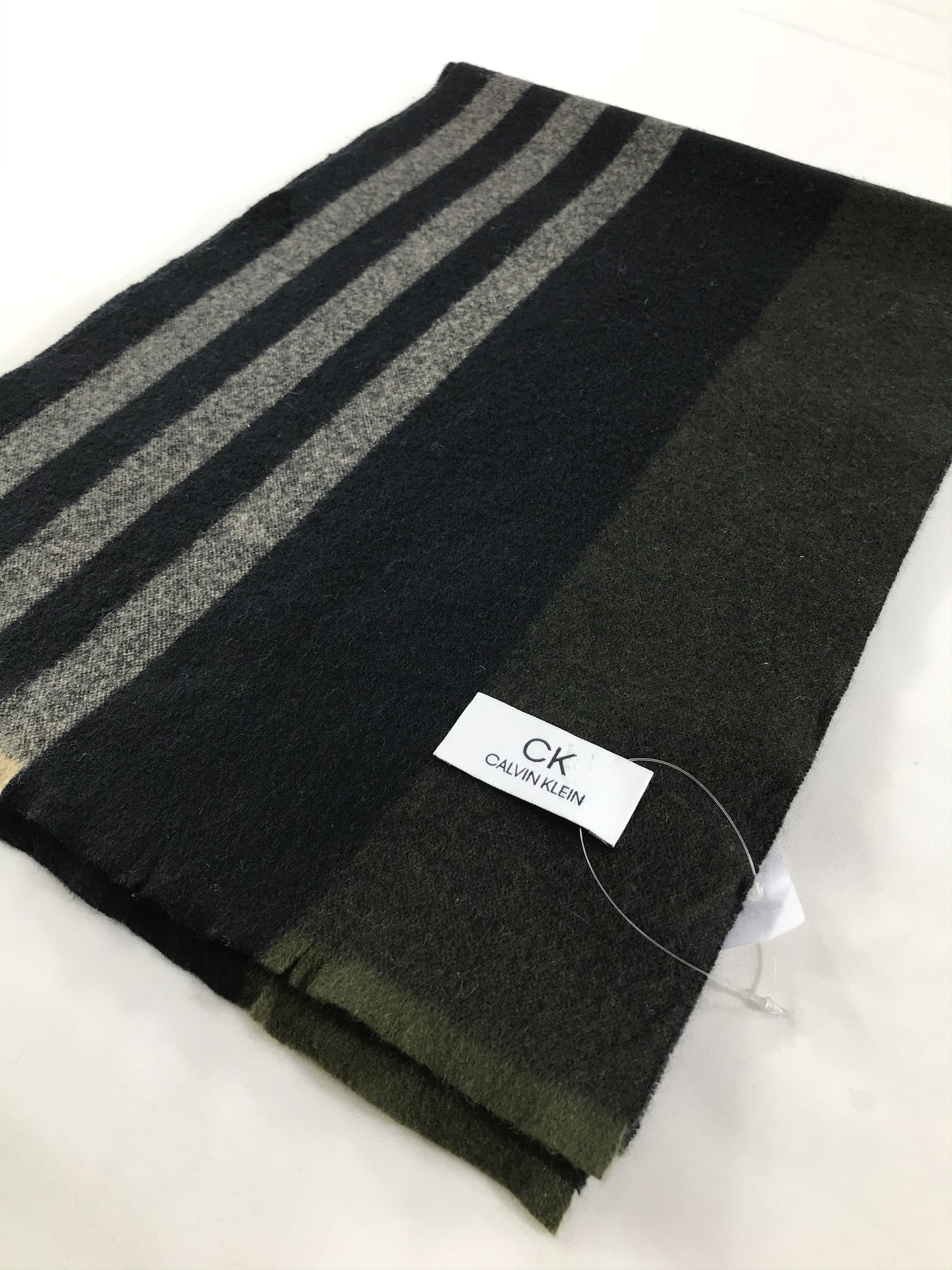 Calvin Klein Vintage Calvin Klein Scarf/Muffler/Neckwear MF973 Size ONE SIZE - 3 Thumbnail