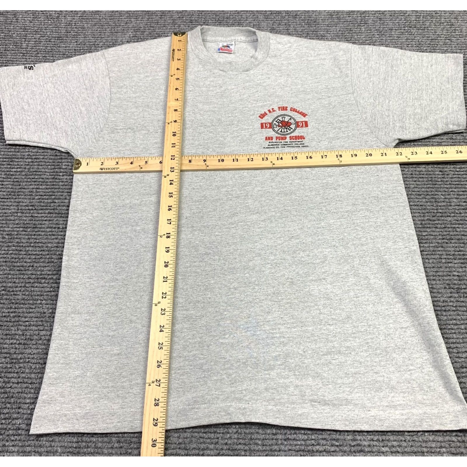 Fruit Of The Loom VINTAGE Fire Department Graphic T-Shirt Mens Large Gray 90s Single Stitch Made in USA Fruit of the Loom Regular Crew Neck Short Sleeve Graphic Print Size US L / EU 52-54 / 3 - 4 Thumbnail
