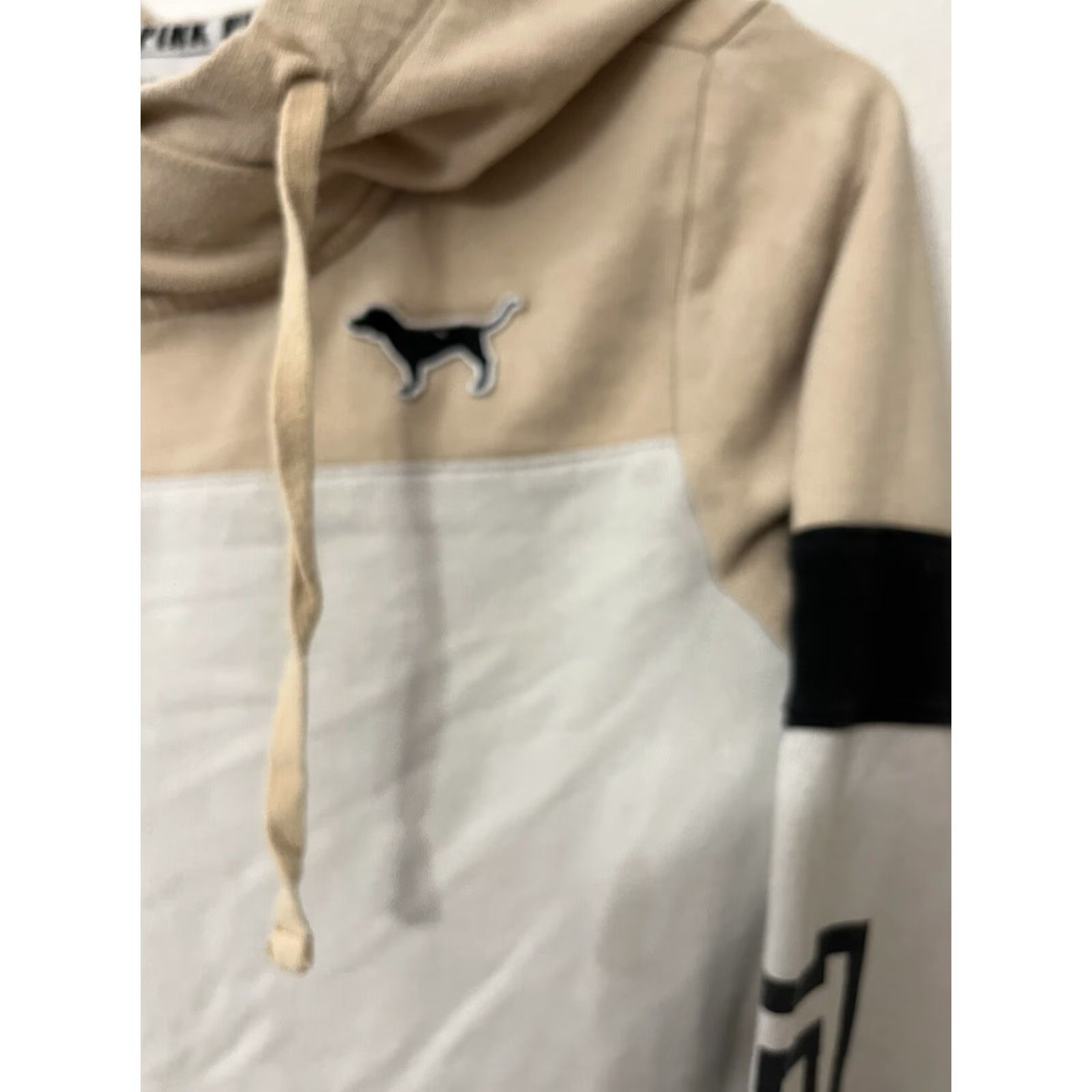 Pinko PINK Victoria’s Secret Y2K Sweats Logo Hoodie XS Top Beige White White Colorbloc Size XS / US 0-2 / IT 36-38 - 3 Thumbnail