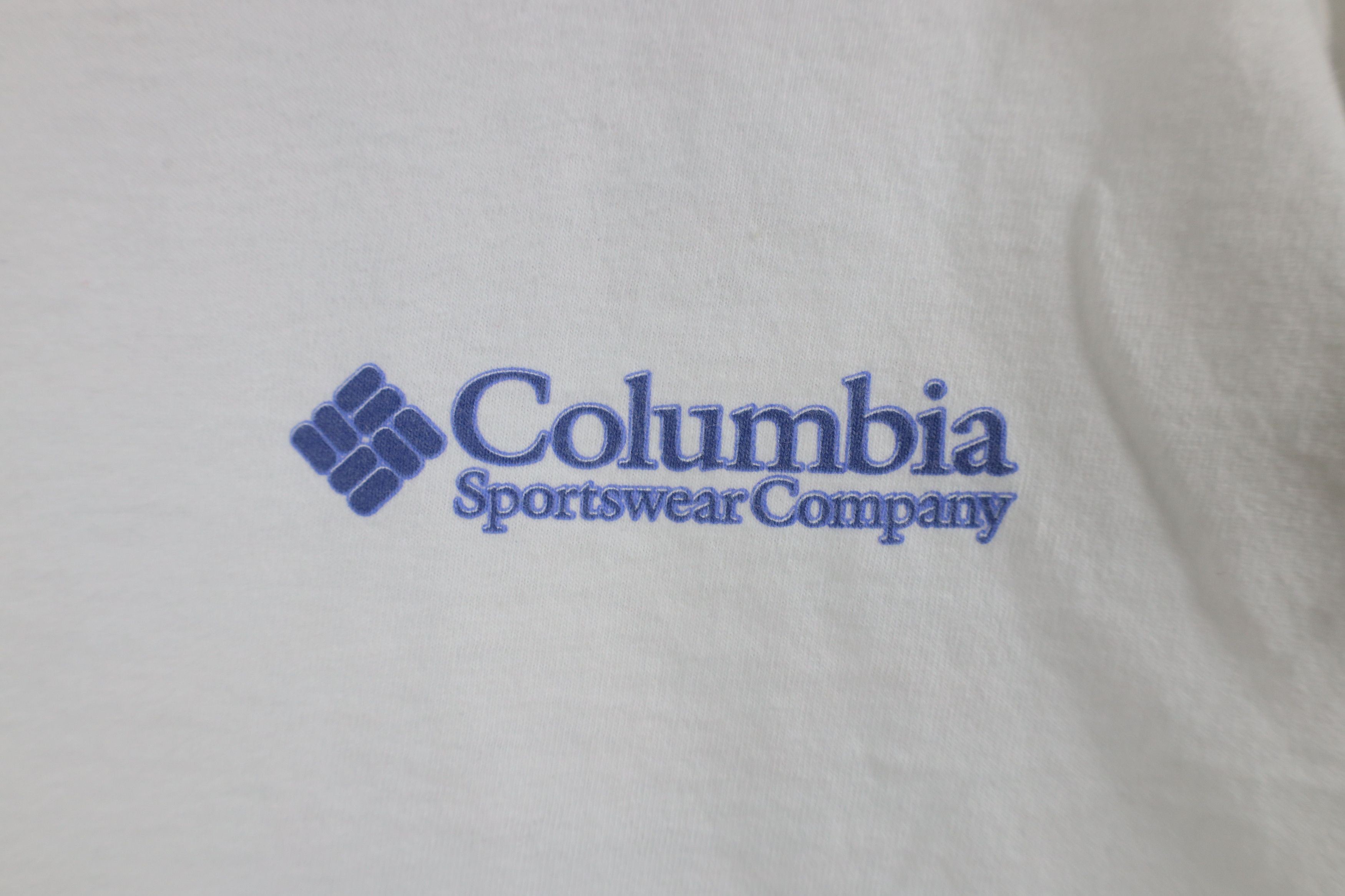 Columbia × Vintage Vintage 90s Columbia Spell Bass Fishing T-Shirt White Cotton Size US L / EU 52-54 / 3 - 4 Thumbnail