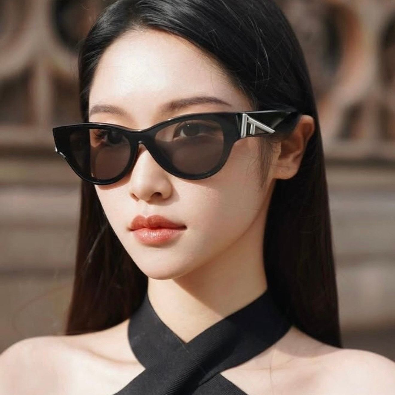 Fendi New!!! FENDI Sunglasses FE40135F 01A Authentic Size ONE SIZE - 13 Thumbnail