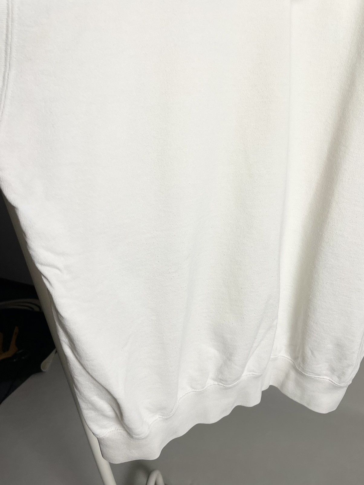 Nike VINTAGE 🐻 Nike Boxy fit white small Logo Hoodie Size US L / EU 52-54 / 3 - 12 Thumbnail
