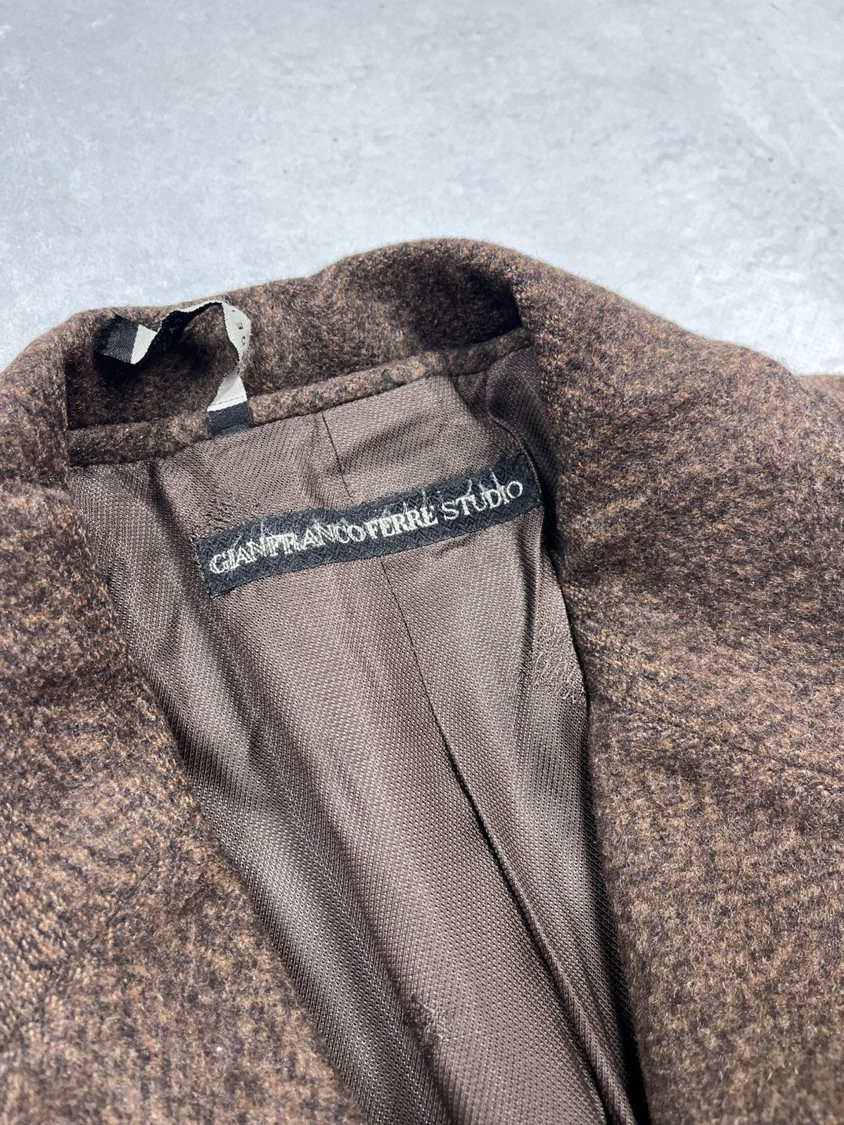 Gianfranco Ferre VERY RARE GIANFRANCO FERRE STUDIO VINTAGE WOOL COAT Size US M / EU 48-50 / 2 - 2 Thumbnail