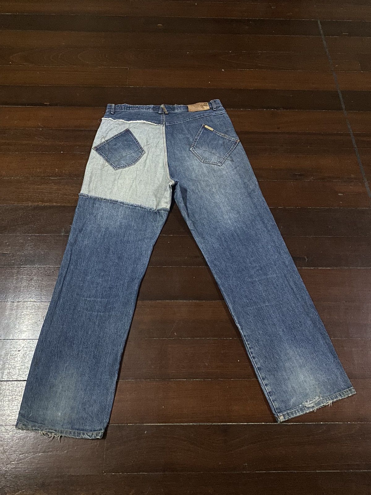 image of Akademiks Baggy Skateboarding Wide Leg in Blue, Men's (Size 38)