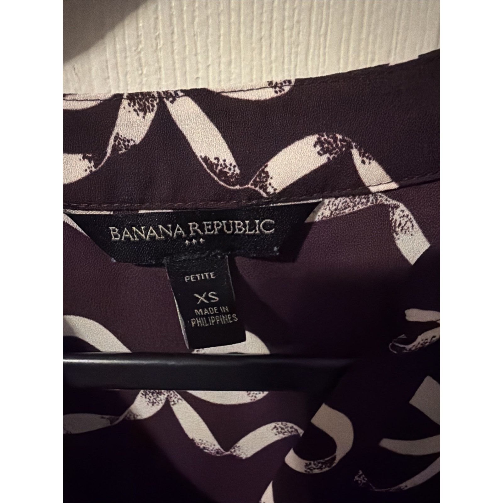 Banana Republic Banana Republic Women's Long Sleeve Blouse Maroon XS Size XS / US 0-2 / IT 36-38 - 3 Thumbnail