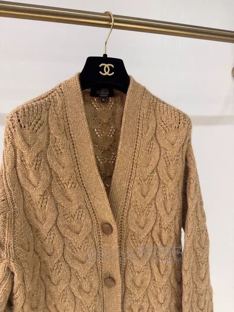 Loro Piana Loro Piana Twisted baby cashmere knitted cardigan Size XXS / US 00 / IT 34 - 4 Thumbnail