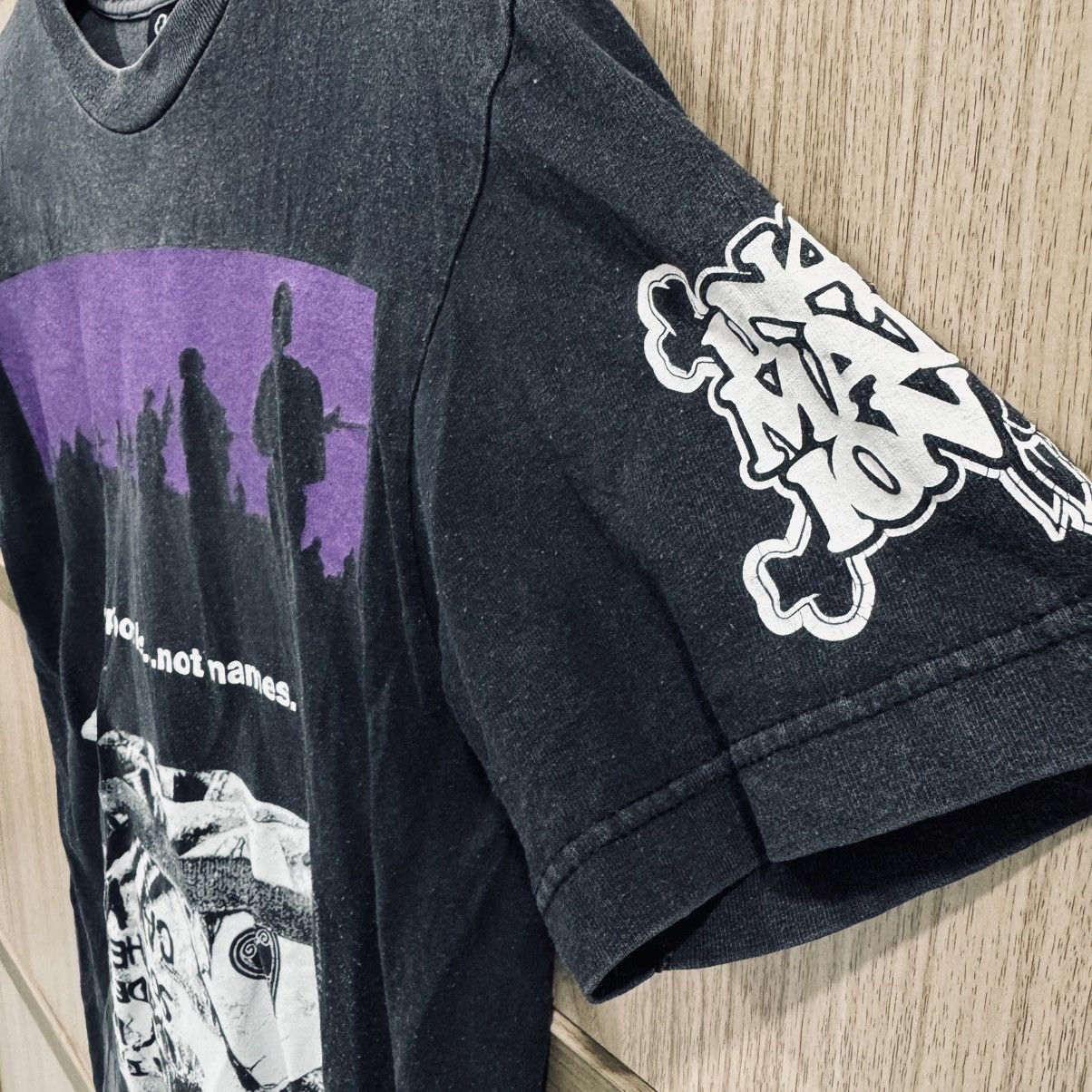 IN4MATION Drop bombs…not Names Size US S / EU 44-46 / 1 - 3 Thumbnail