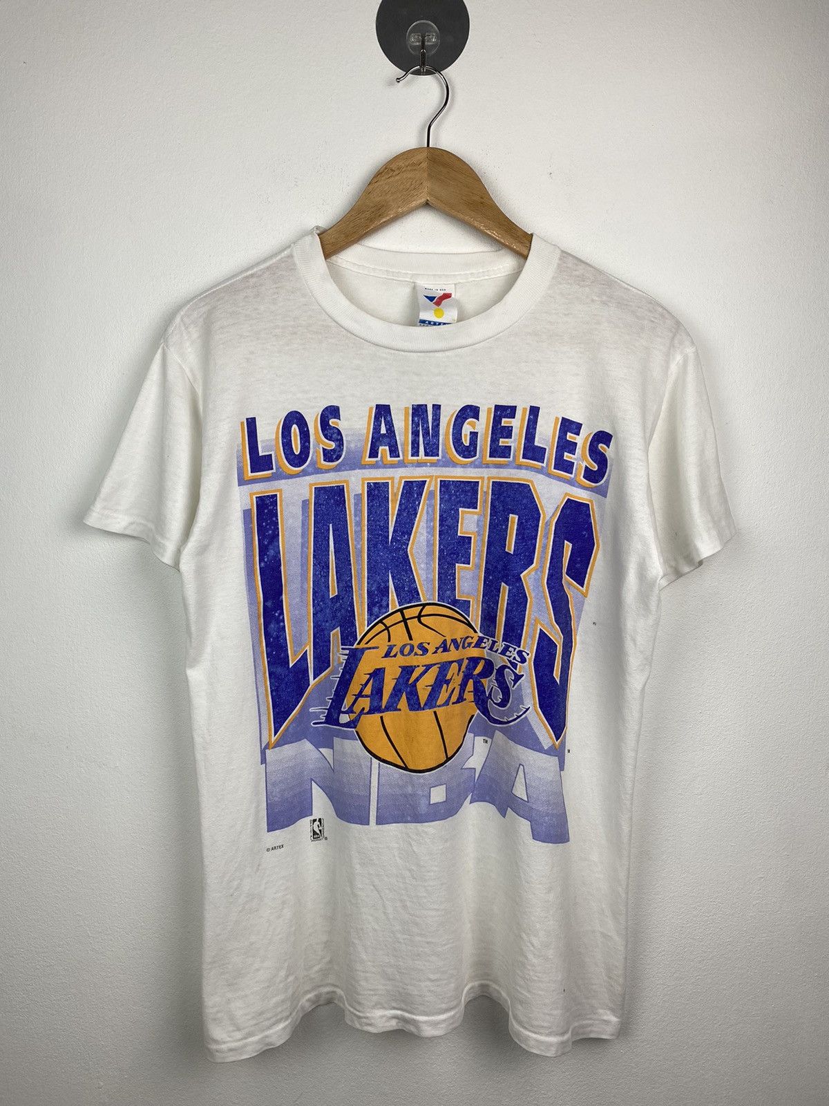 NBA × Vintage Vintage 90s Lakers T-shirt Size US M / EU 48-50 / 2 - 1 Thumbnail
