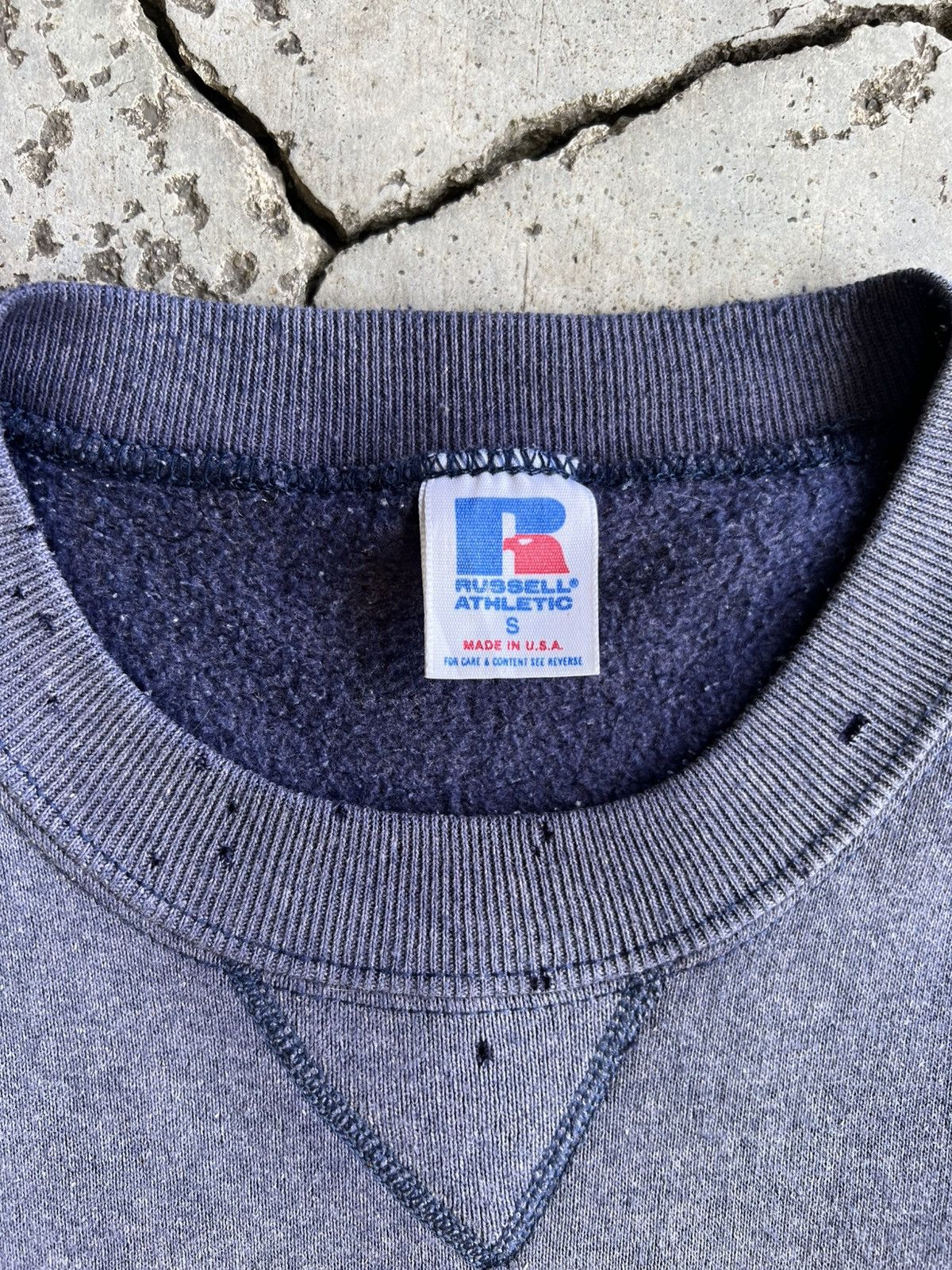 Russell Athletic Sun Faded 90s Russell Athletic "UCSD" Sweater Distressed ERD Size US S / EU 44-46 / 1 - 7 Thumbnail