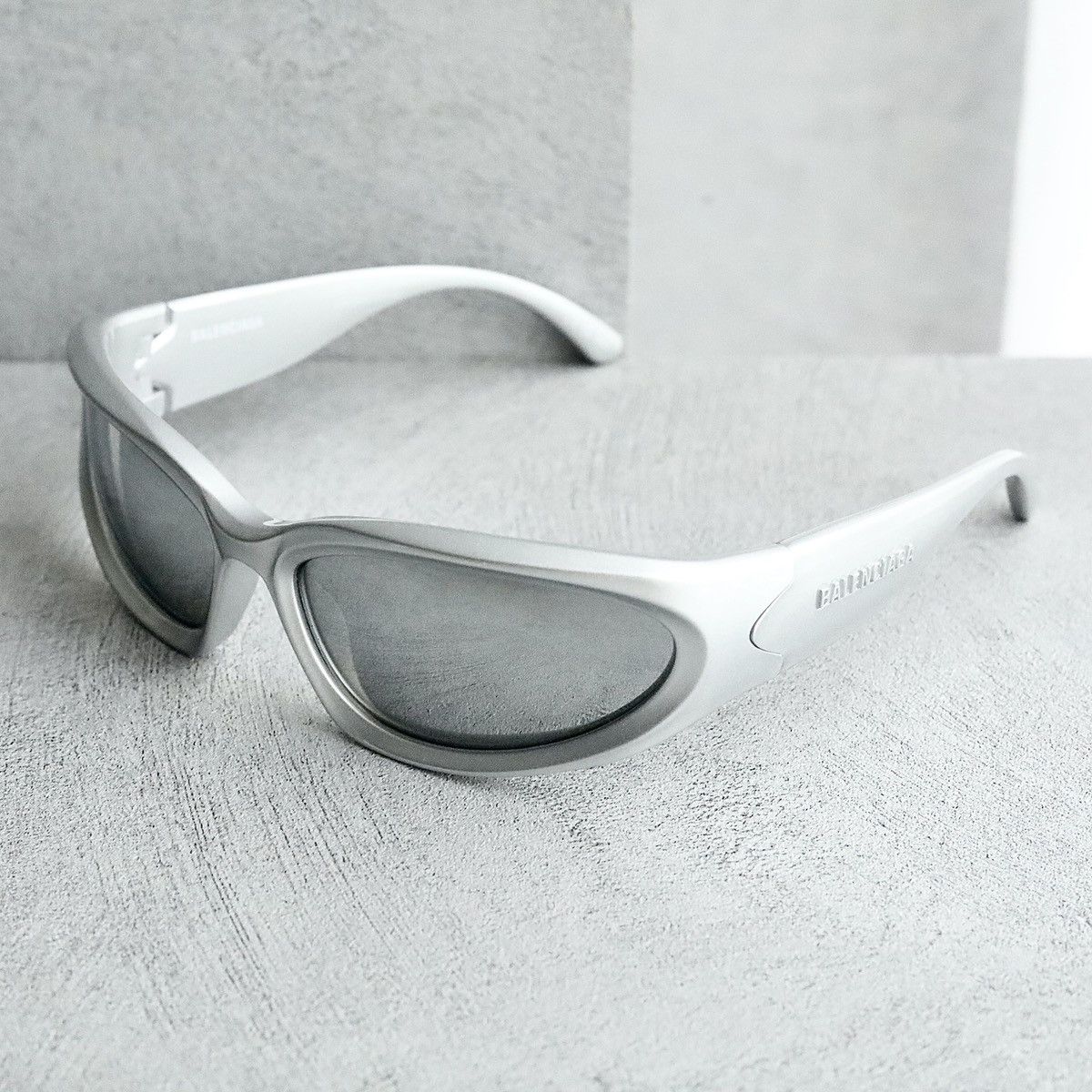 BALENCIAGA BB0157S SUNGLASSES
