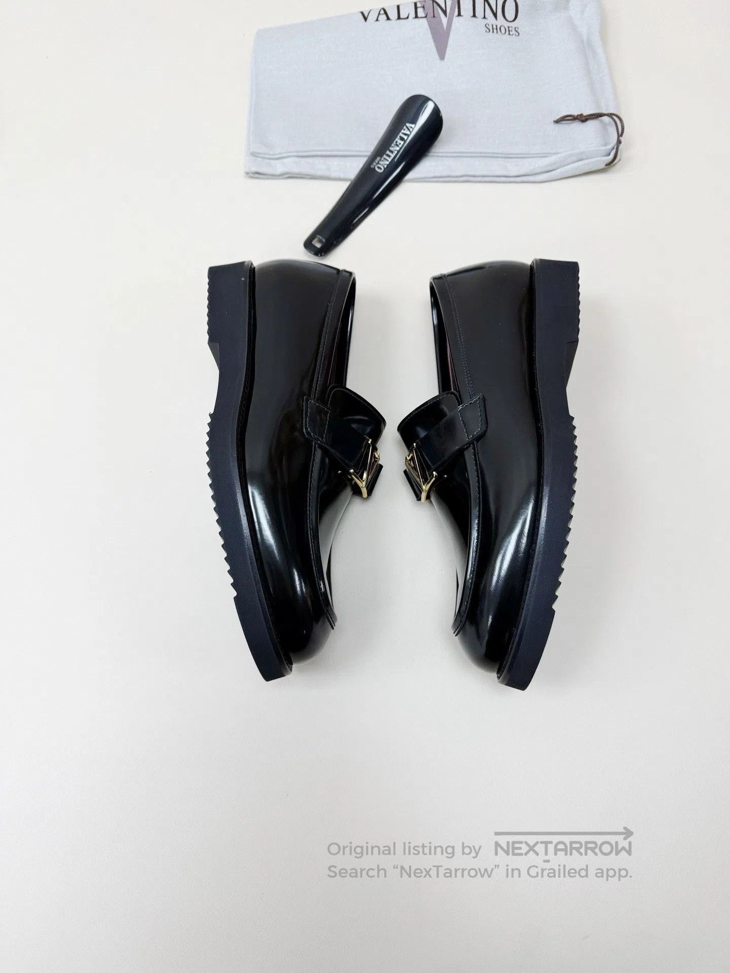 Valentino Valentino Thick. Size US 7 / IT 37 - 4 Thumbnail