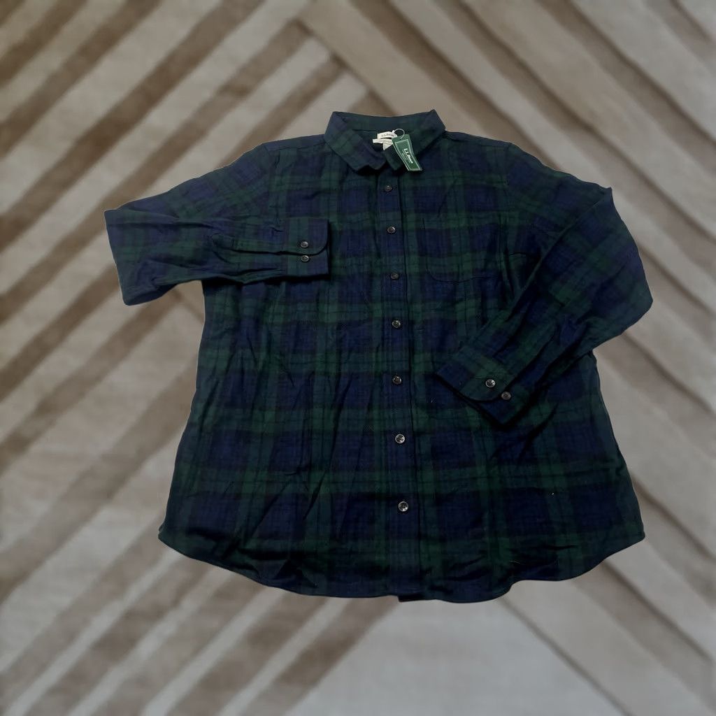 Vintage LL Bean Flannel Shirt WomenS XL Black Watch Tartan Plaid Slightly Fit Size XL / US 12-14 / IT 48-50 - 1 Thumbnail