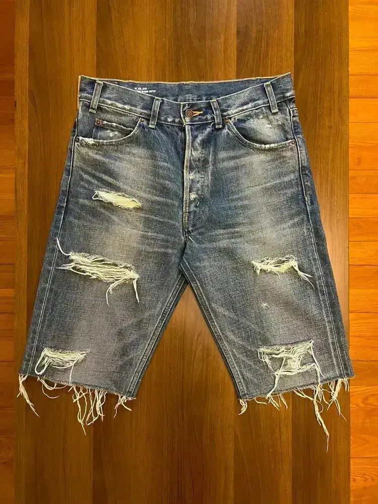 Celine by Hedi 22SS DIstressed Washed Denim Shorts-2507