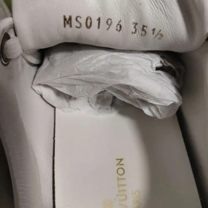 Louis Vuitton Louis Vuitton White Round Toe Sneakers -2508 Size US 5.5 / EU 38 - 4 Thumbnail
