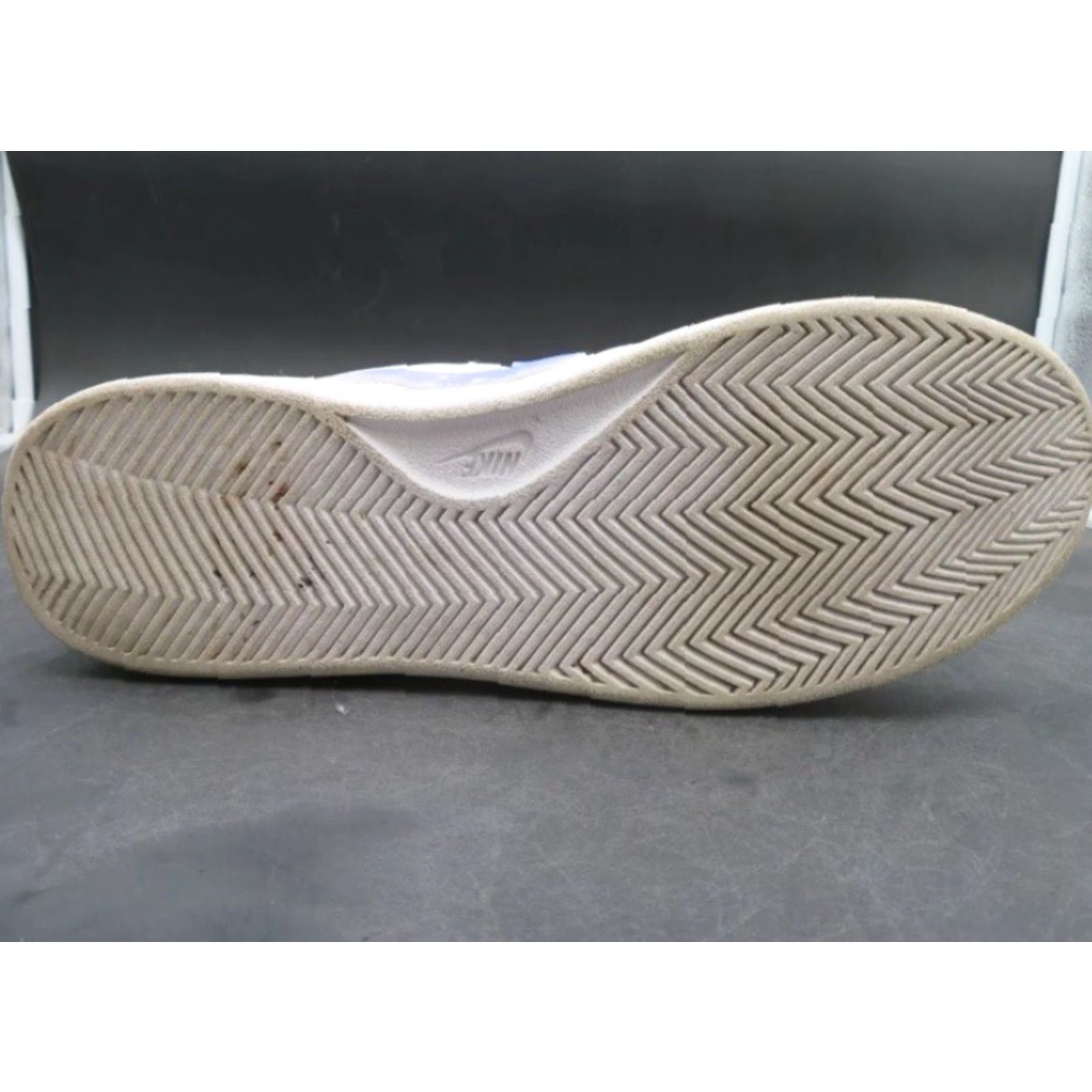 Nike Womens Nike Court Royale 2 Mid White/Multi Basketball Sneakers DD9670-100 Size 8 Nike Court Sneaker Womens All Season Basketball Casual 2020 Size US 8 / IT 38 - 5 Thumbnail