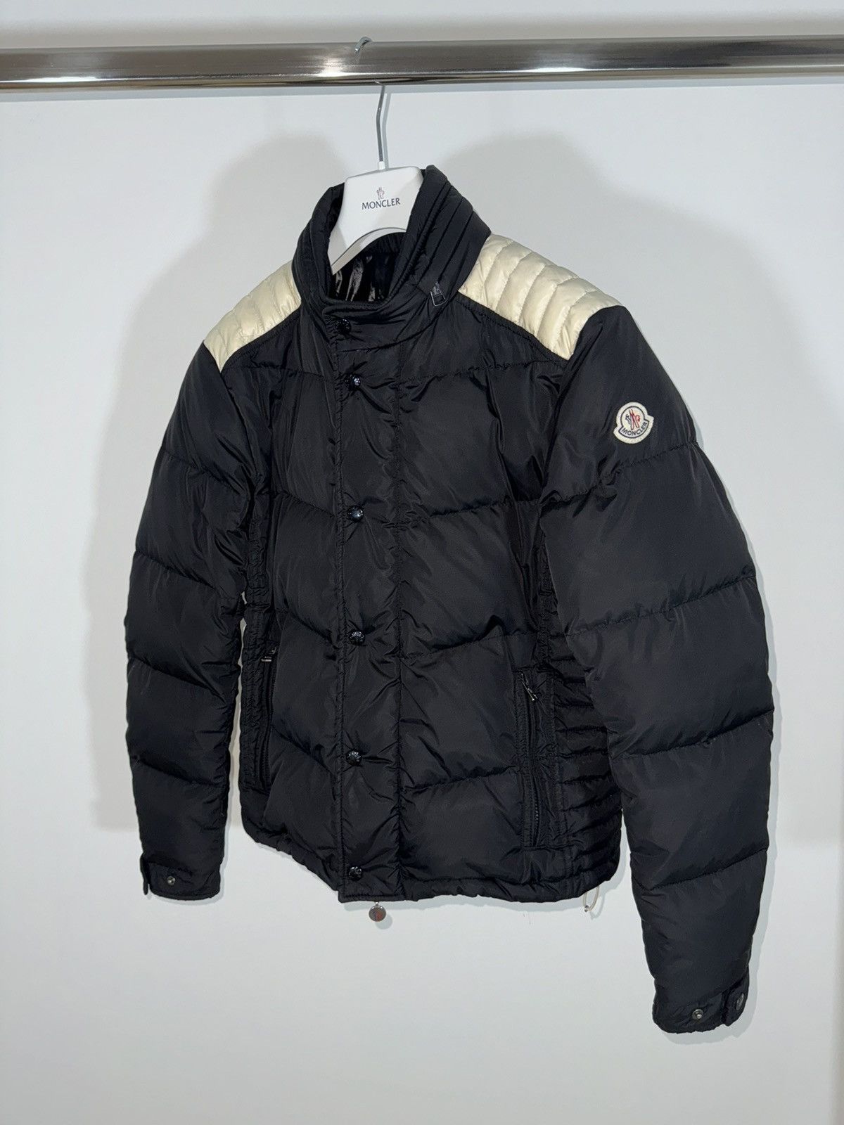 Moncler Moncler Jacket Austin Size 3 (M/L) Black Size US L / EU 52-54 / 3 - 2 Thumbnail