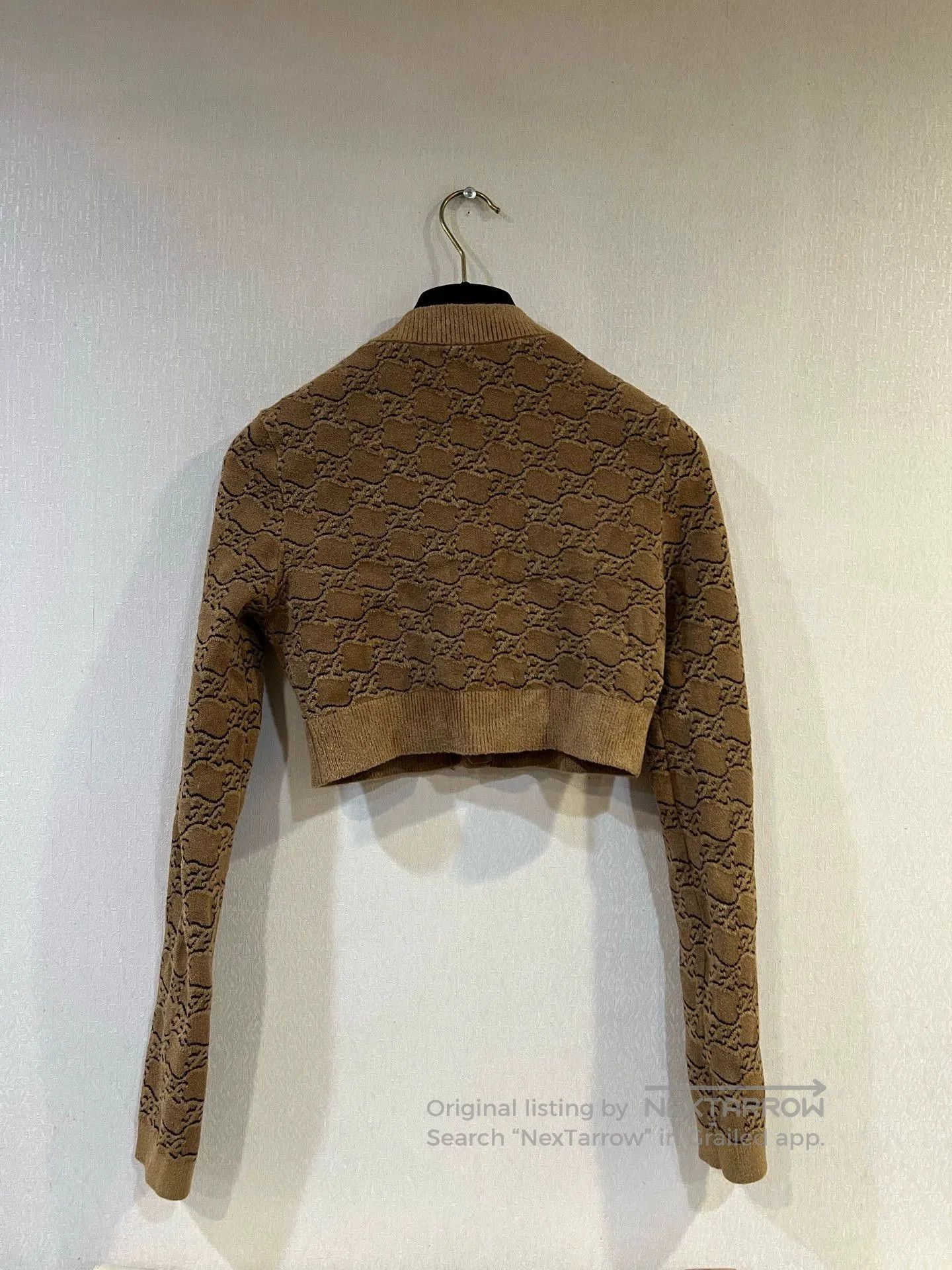 Fendi Fendi full-logo cropped cardigan. Size US XS / EU 42 / 0 - 2 Thumbnail