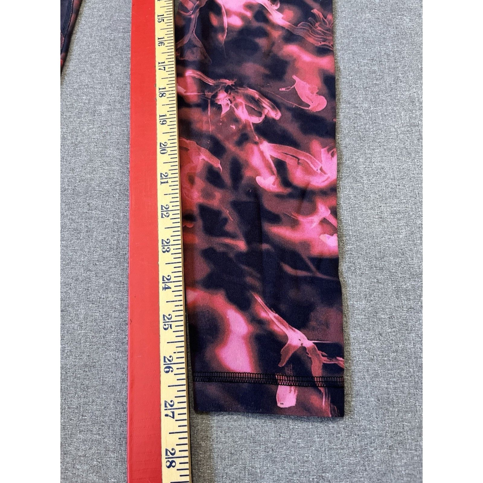 Lululemon Lululemon Align High Rise Womens 6 Elastic Waist Pull-on Size 28" / US 6 / IT 42 - 4 Thumbnail