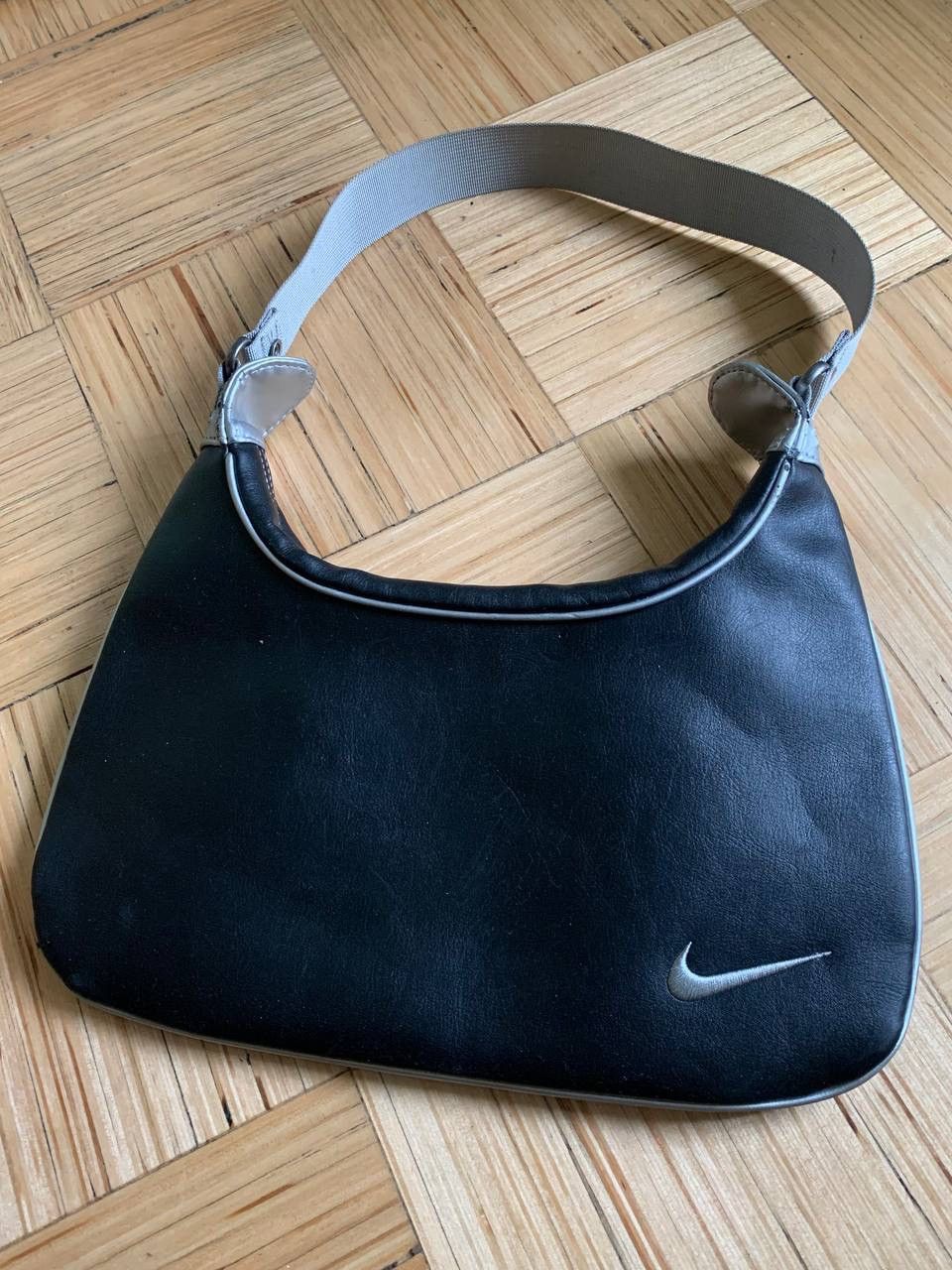 baguette bag nike