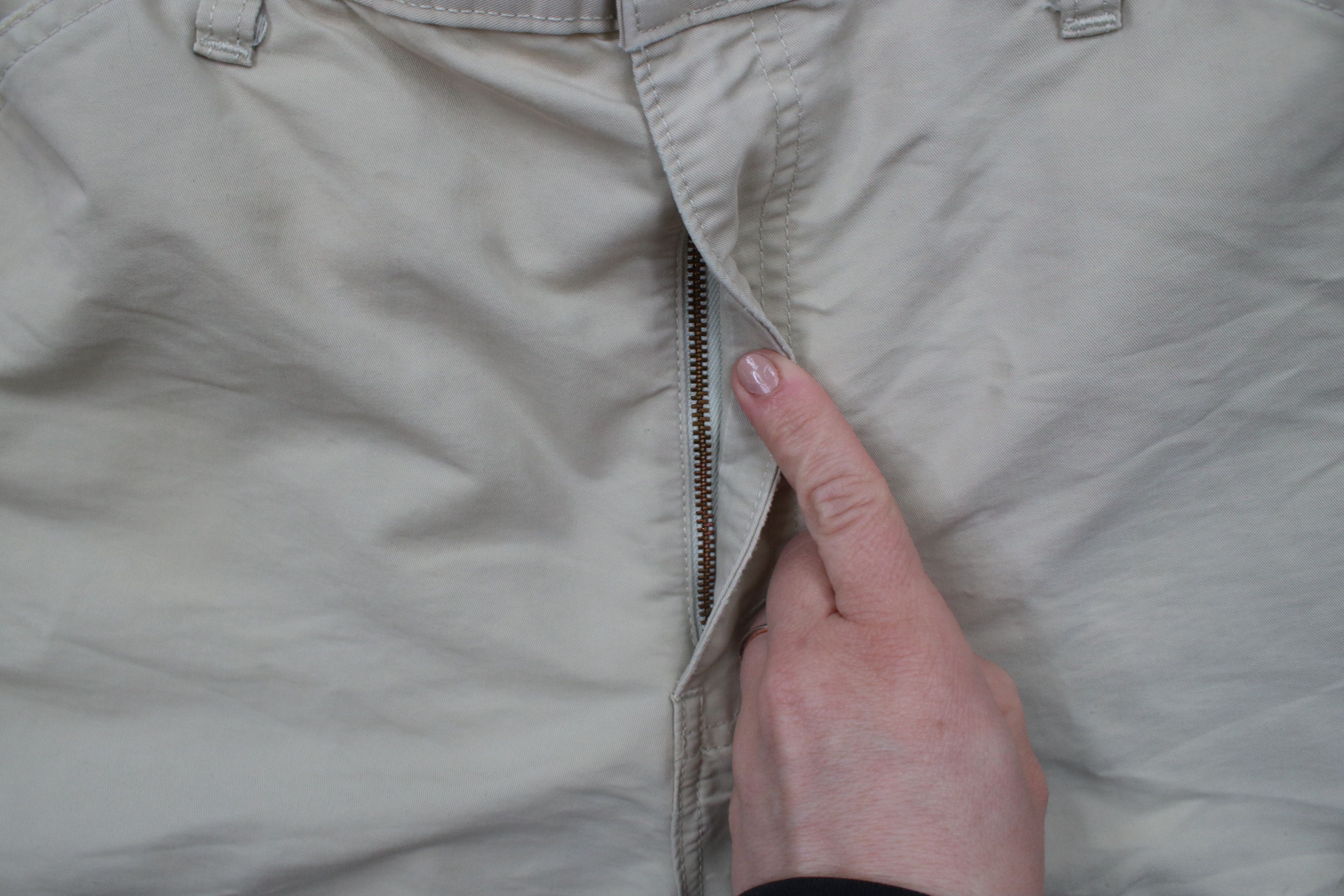 Levi's × Vintage Vintage 90s Levis Silvertab Mesh Pocket Cargo Shorts Beige Size US 36 / EU 52 - 6 Thumbnail